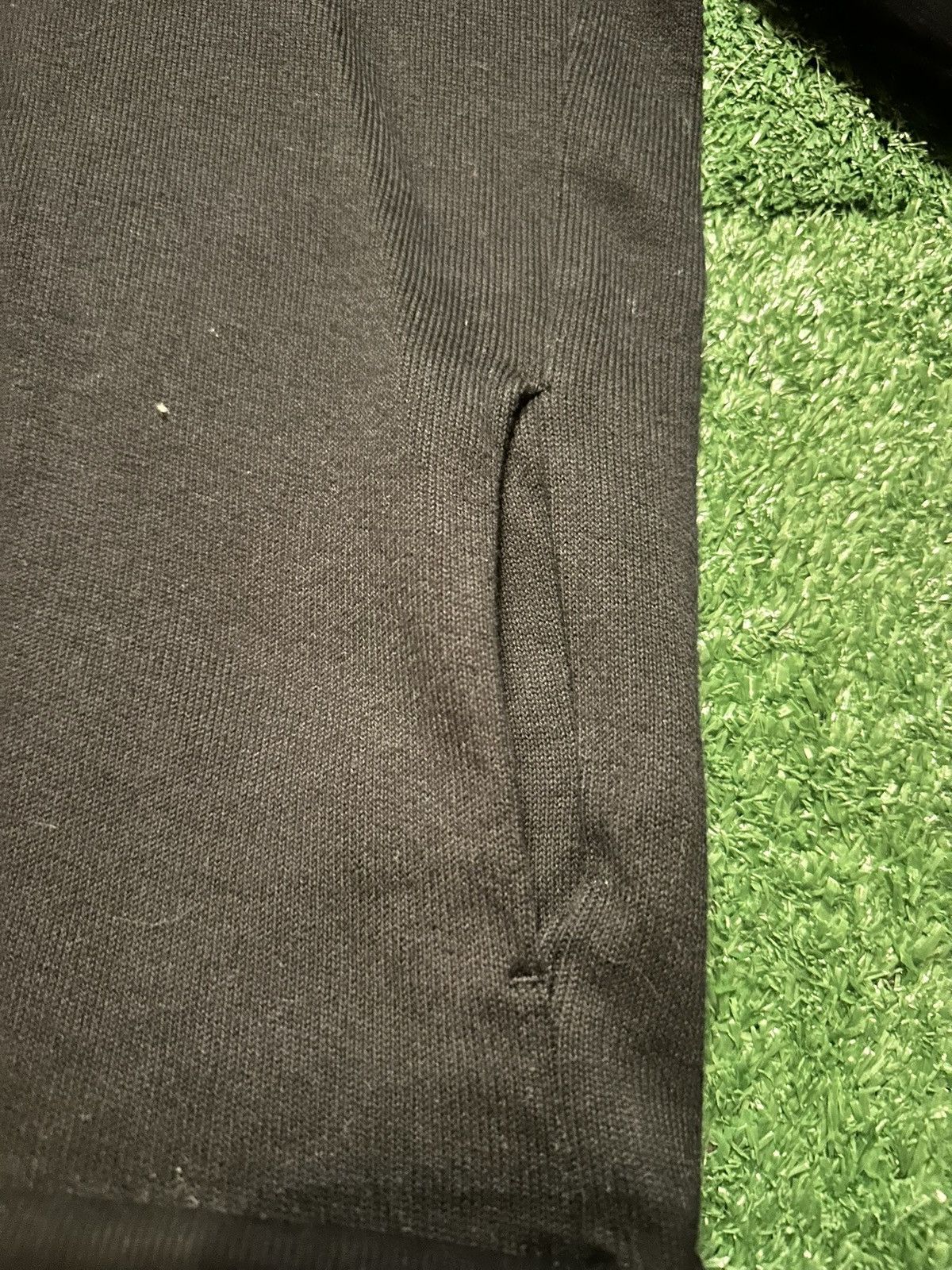 Le TIGRE Black Le TIGRE Quarter Zip Sweater Size L Size US L / EU 52-54 / 3 - 5 Thumbnail