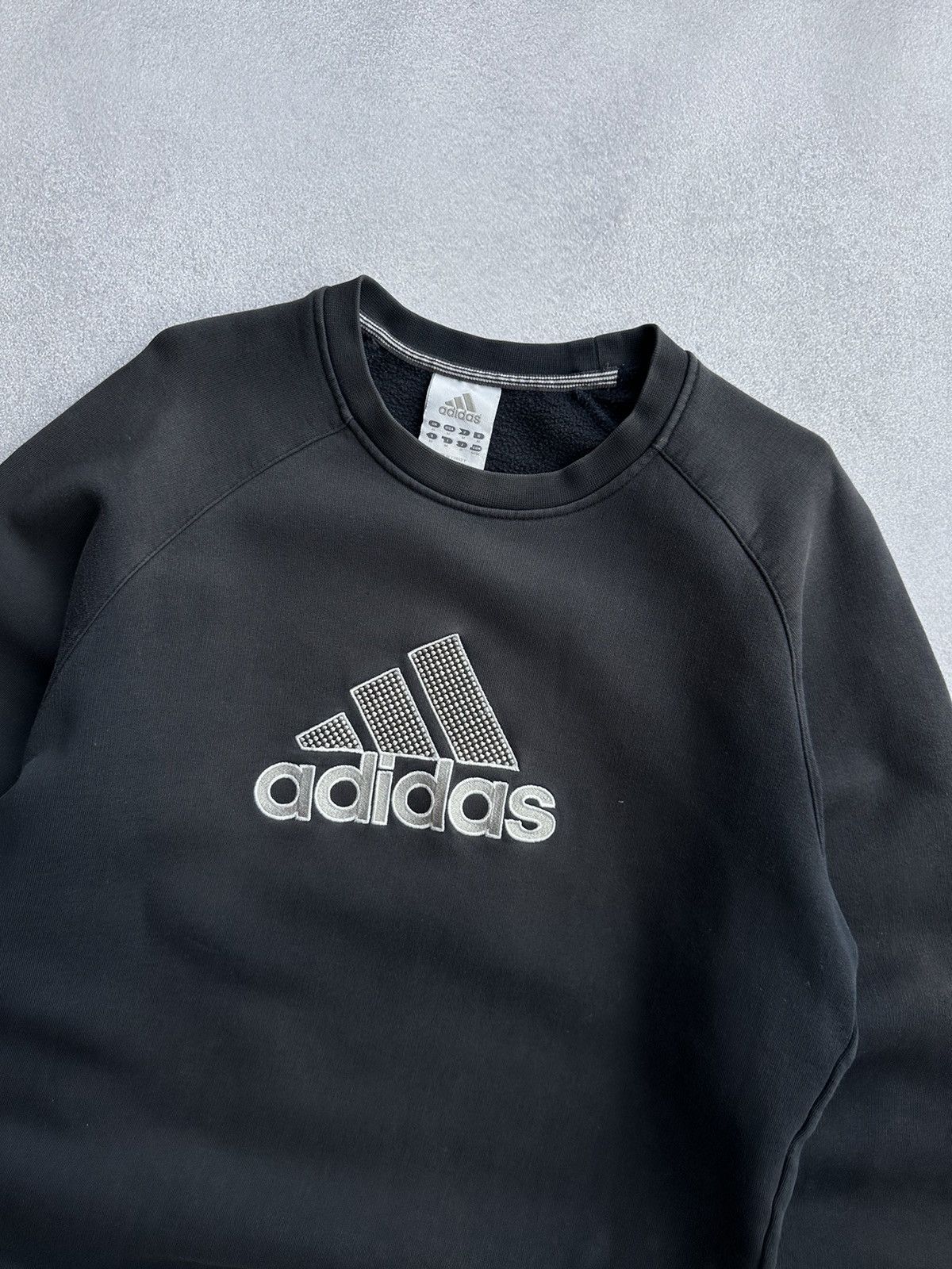 Adidas × Vintage Vintage Adidas Big Logo Faded Sweatshirt Size US M / EU 48-50 / 2 - 5 Thumbnail