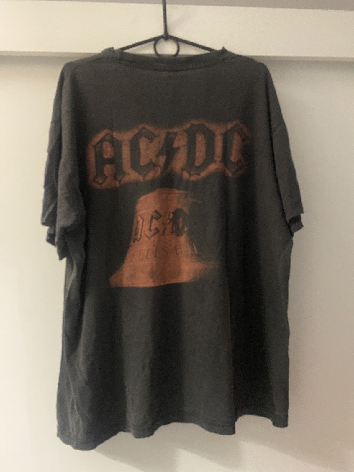 AC/DC Ac/dc vintage band hells bell tee 00s/90s Size US XL / EU 56 / 4 - 4 Thumbnail