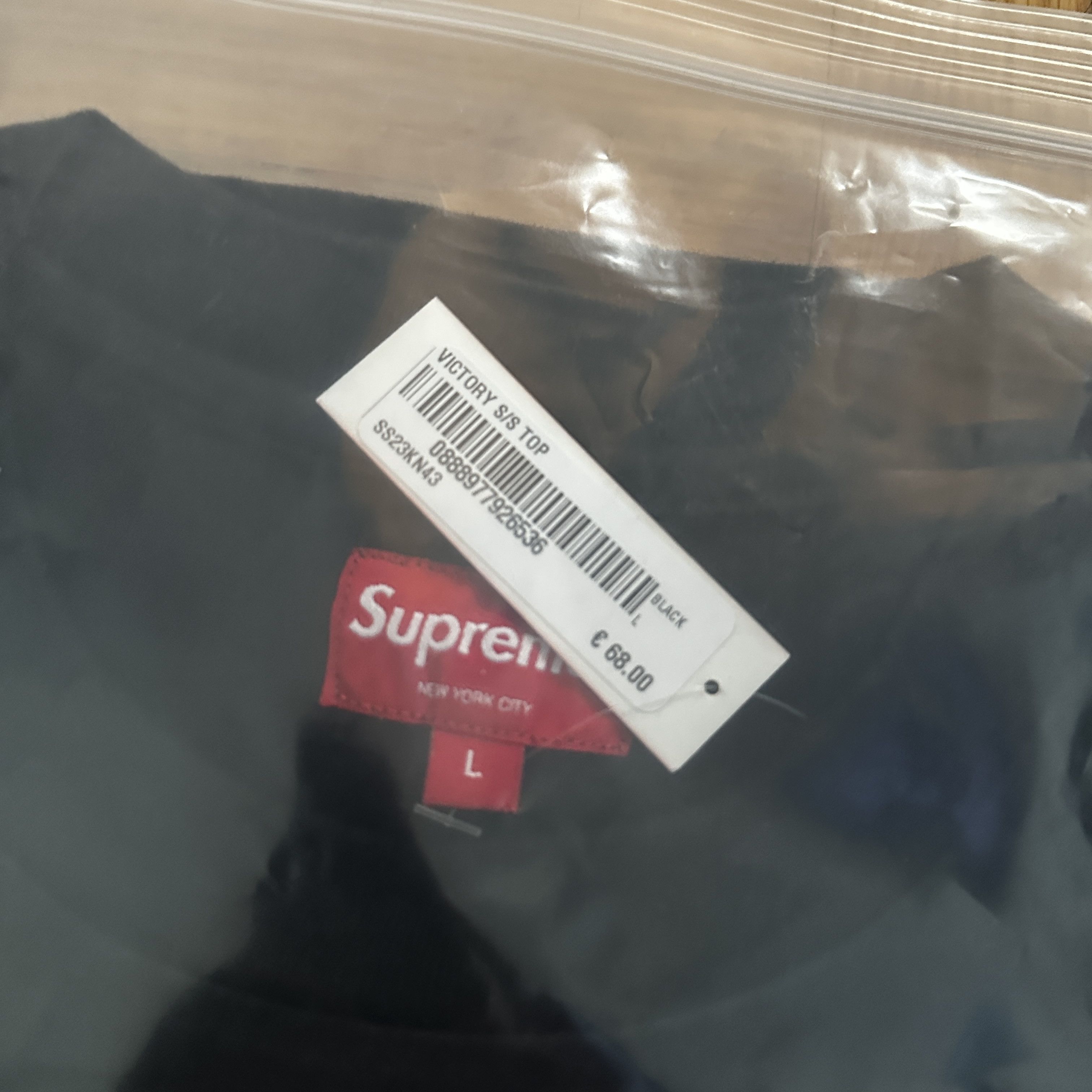 Supreme Supreme Victory SS Top Black Large SS23 Size US L / EU 52-54 / 3 - 6 Thumbnail