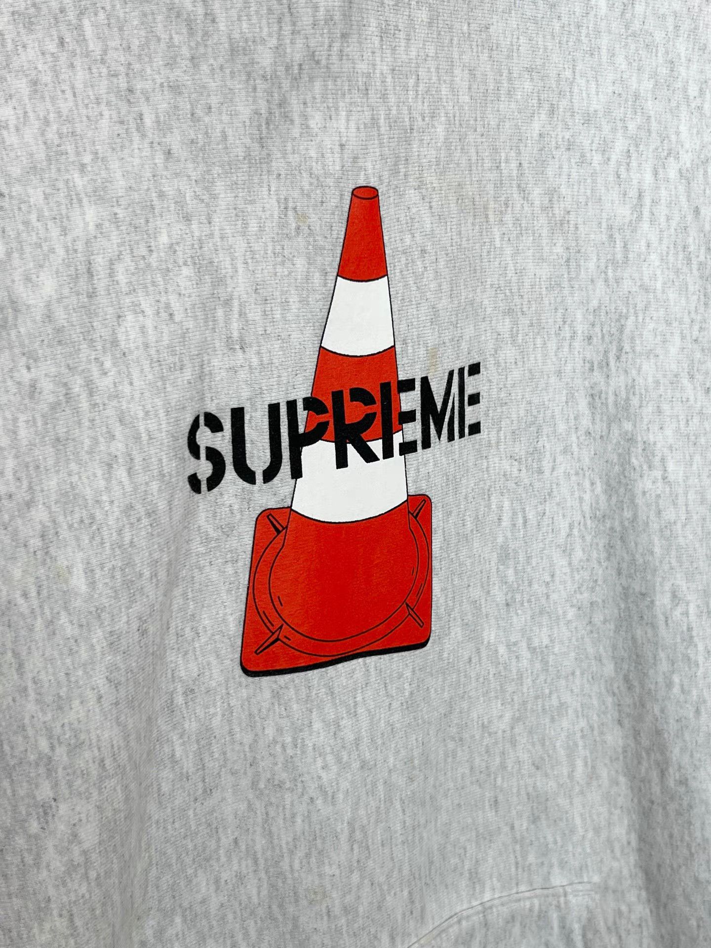 Supreme SUPREME FW19 Hooded Sweatshirt K15 Size US S / EU 44-46 / 1 - 3 Thumbnail