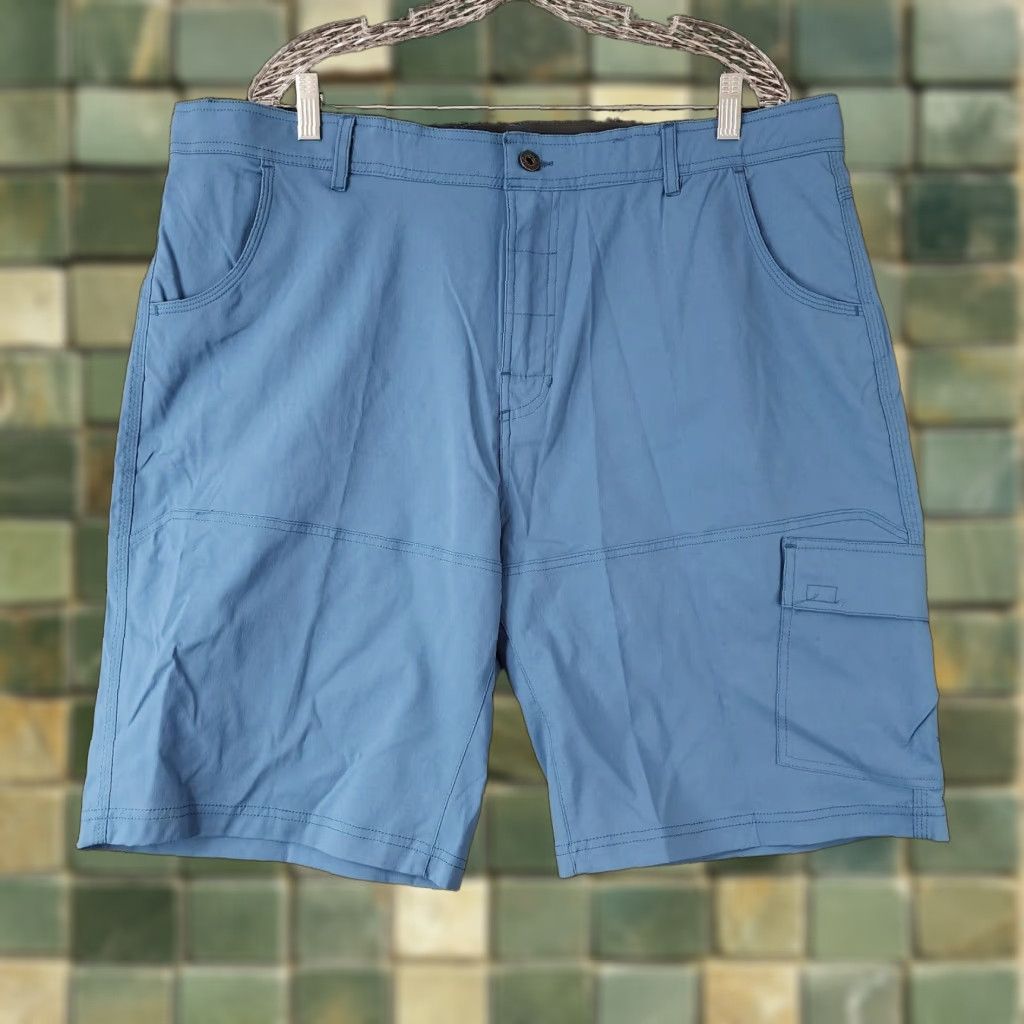 Vintage GERRY Mens Cargo Shorts Outdoor Hiking Light Blue Size 40 Size US 40 / EU 56 - 1 Thumbnail