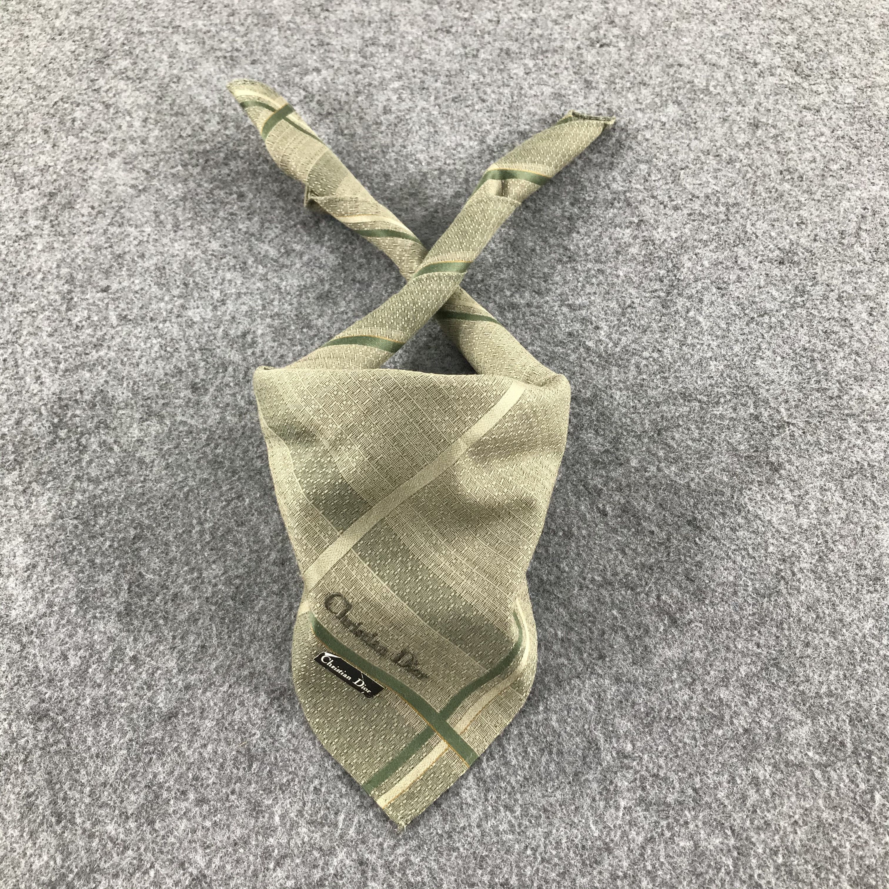 Christian Dior Monsieur Christian Dior Handkerchief Neckerchief Bandana H440 Size ONE SIZE - 1 Thumbnail