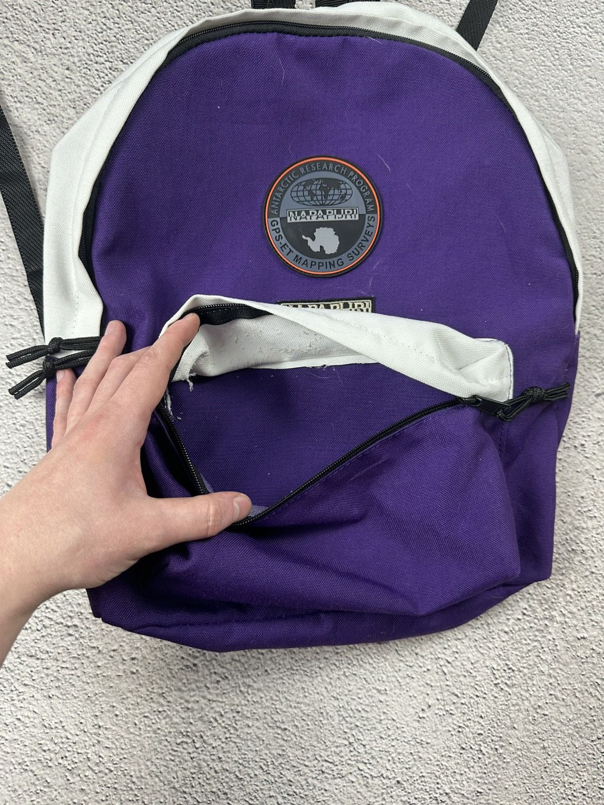 Napapijri VTG Napapijri Backpack Y2K Bag Hype Crazy Logo Patch Style Size ONE SIZE - 8 Thumbnail