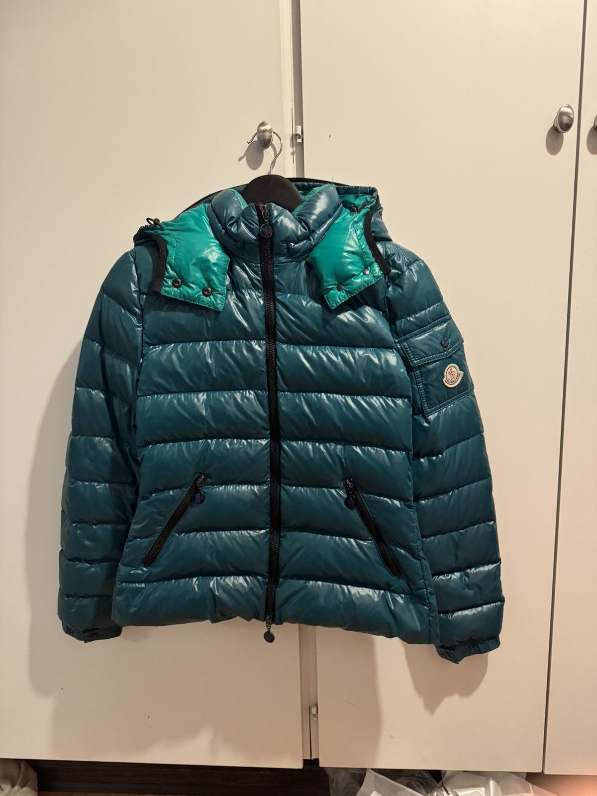 Moncler Moncler Bady Down Jacket Women Size S / US 4 / IT 40 - 2 Thumbnail