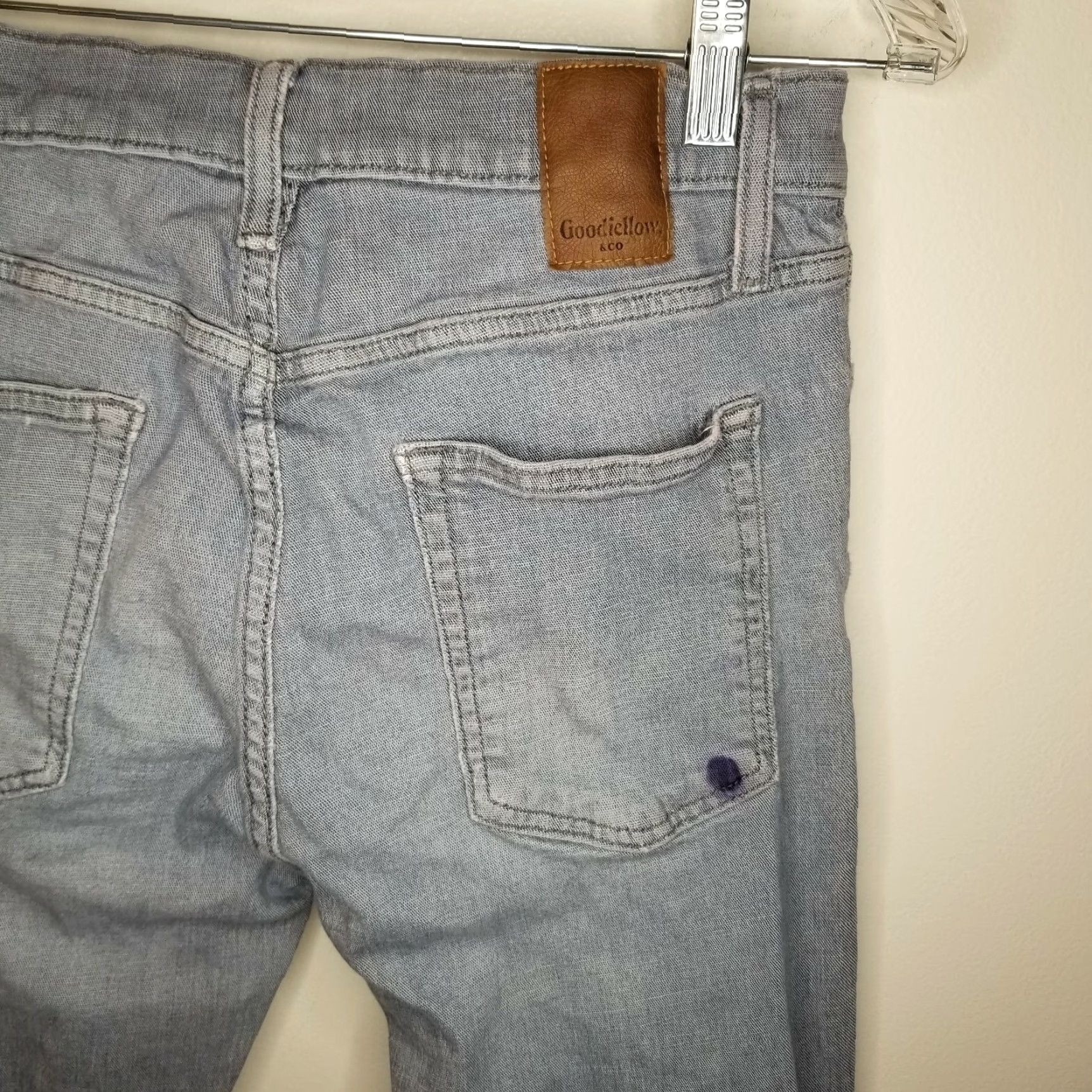 Vintage Goodfellow Jeans Men Blue 30x30 Ink Stain Ripped Straight 30 In Regular Size Size US 30 / EU 46 - 5 Thumbnail