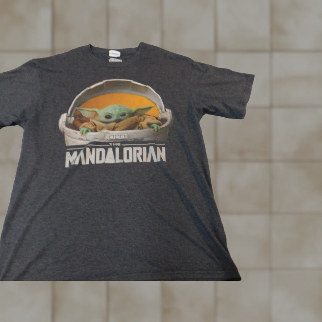 Star Wars Star Wars Mens Shirt Medium Gray Mandalorian Size US M / EU 48-50 / 2 - 1 Thumbnail
