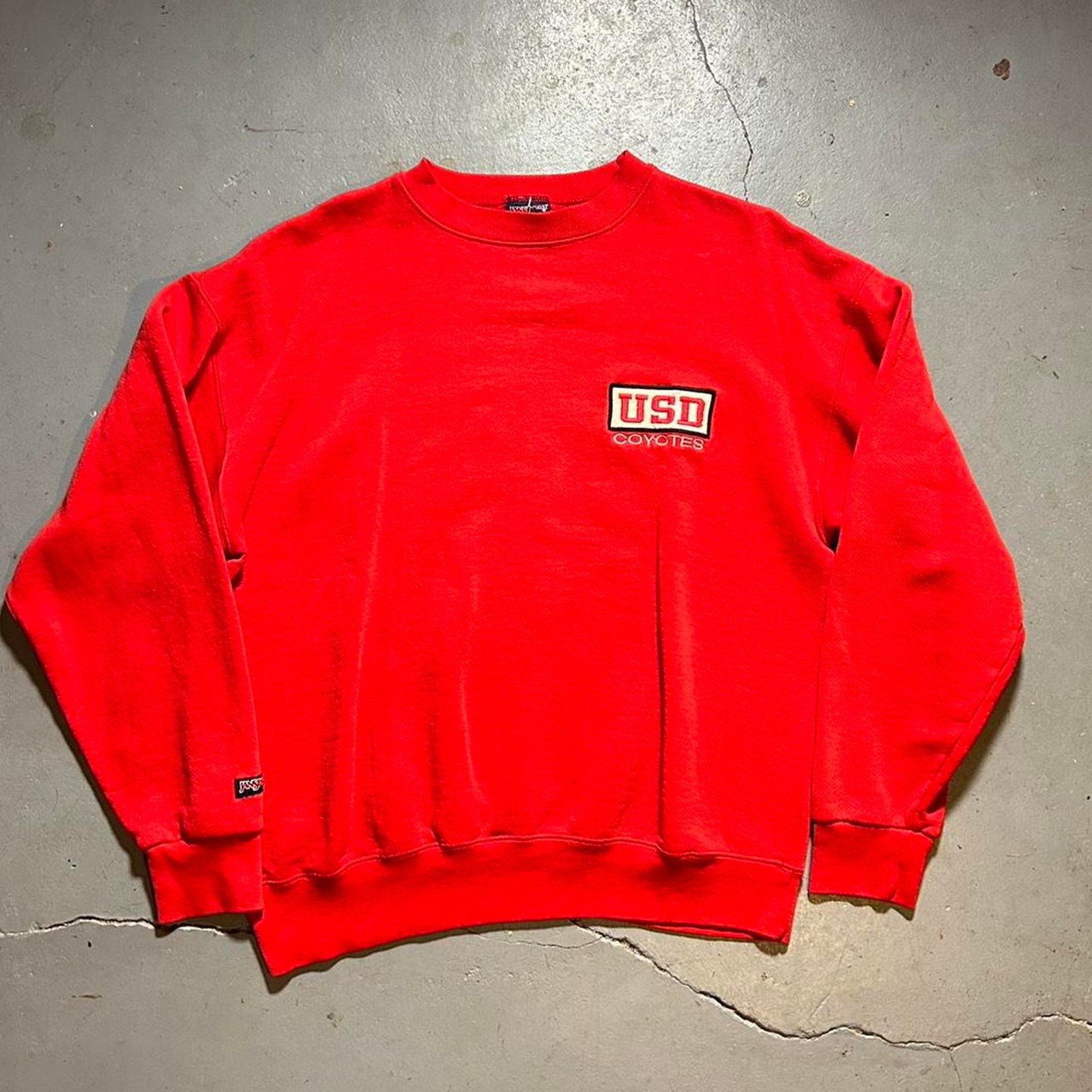 Jansport 90s jansport red crecneck sweater Size US XL / EU 56 / 4 - 1 Thumbnail