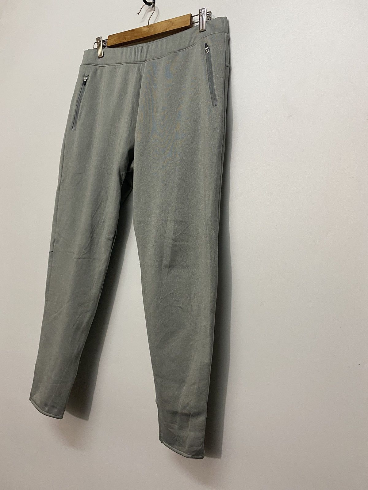 Japanese Brand × Uniqlo Uniqlo Jogger Activewear Outdoor Pants Sz L Like New Size US 32 / EU 48 - 3 Thumbnail