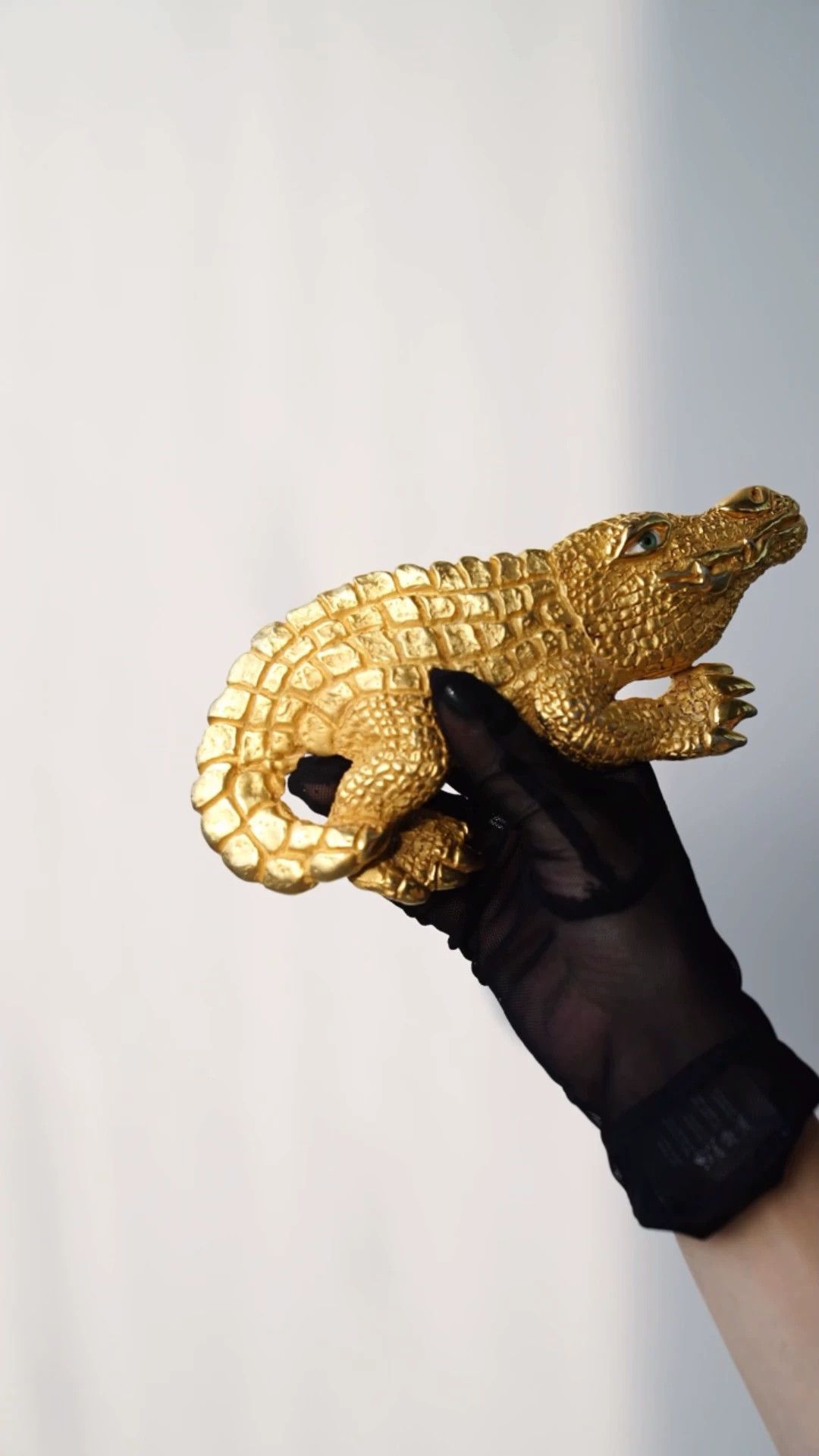 Other Margarita Barrera Vintage 24k Gold Croc Belt Buckle 1990s Size ONE SIZE - 1 Thumbnail