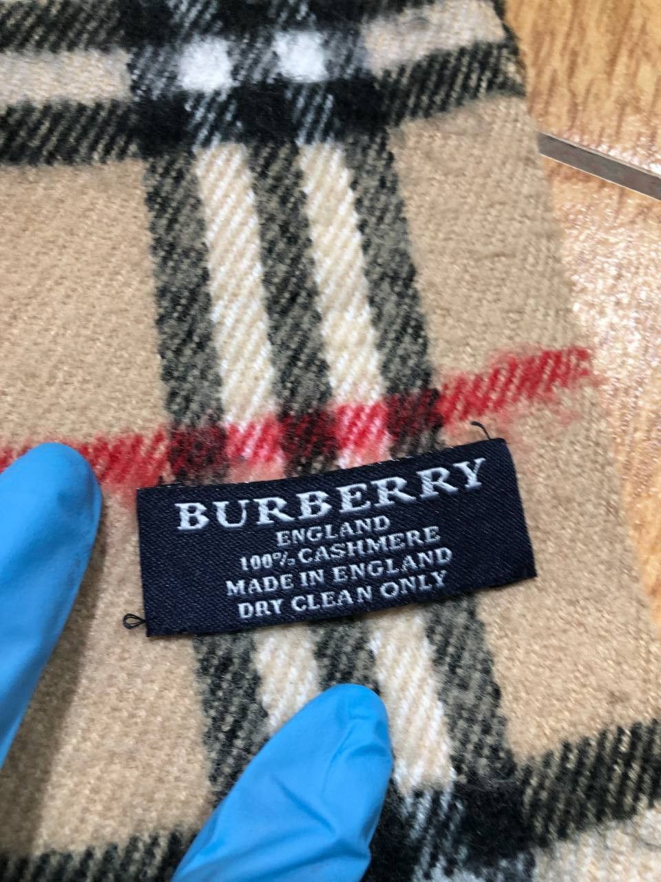 Burberry Burberry Scarf Size ONE SIZE - 2 Thumbnail