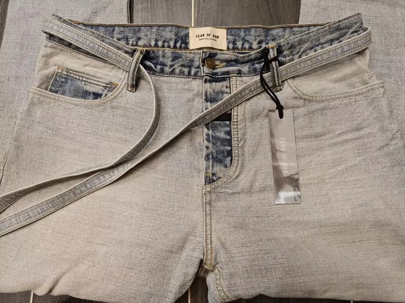 Fear of God Fear of God In the sixth season, the streamer wears jeans Size US 34 / EU 50 - 3 Thumbnail