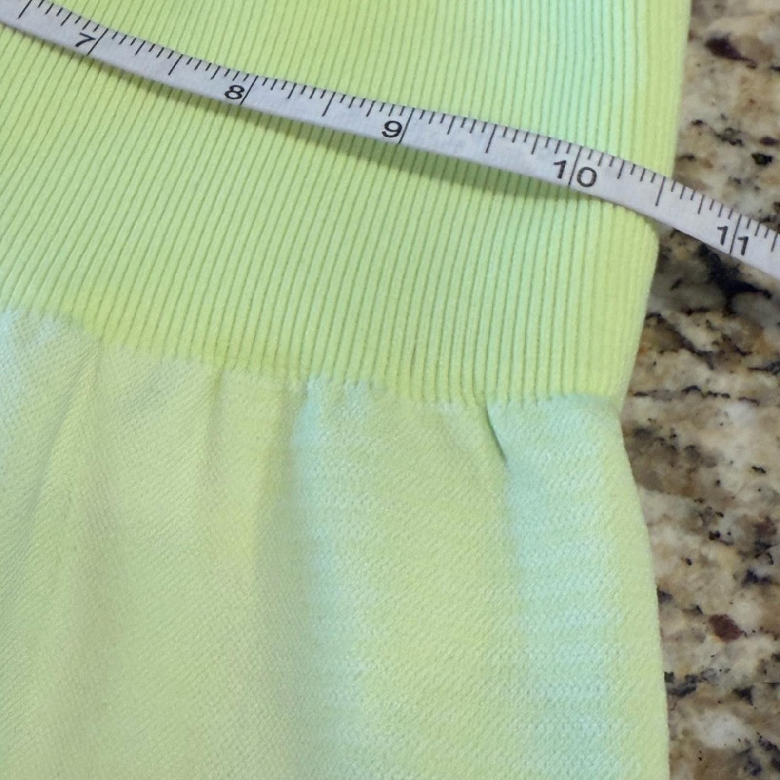 New Balance New Balance cropped bold green leggings FLAW SZ M Size 32" / US 10 / IT 46 - 5 Thumbnail