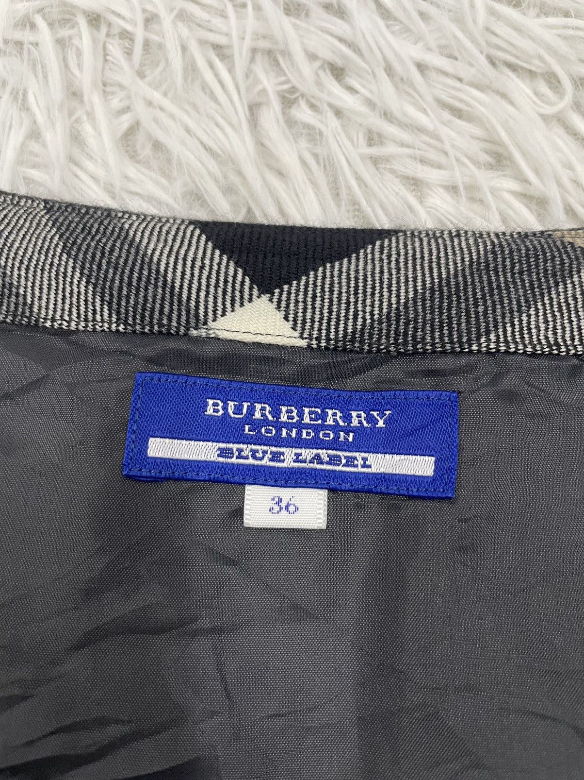 Burberry Burberry London Blue Label Wool Skirt Size 26" / US 2 / IT 38 - 7 Thumbnail
