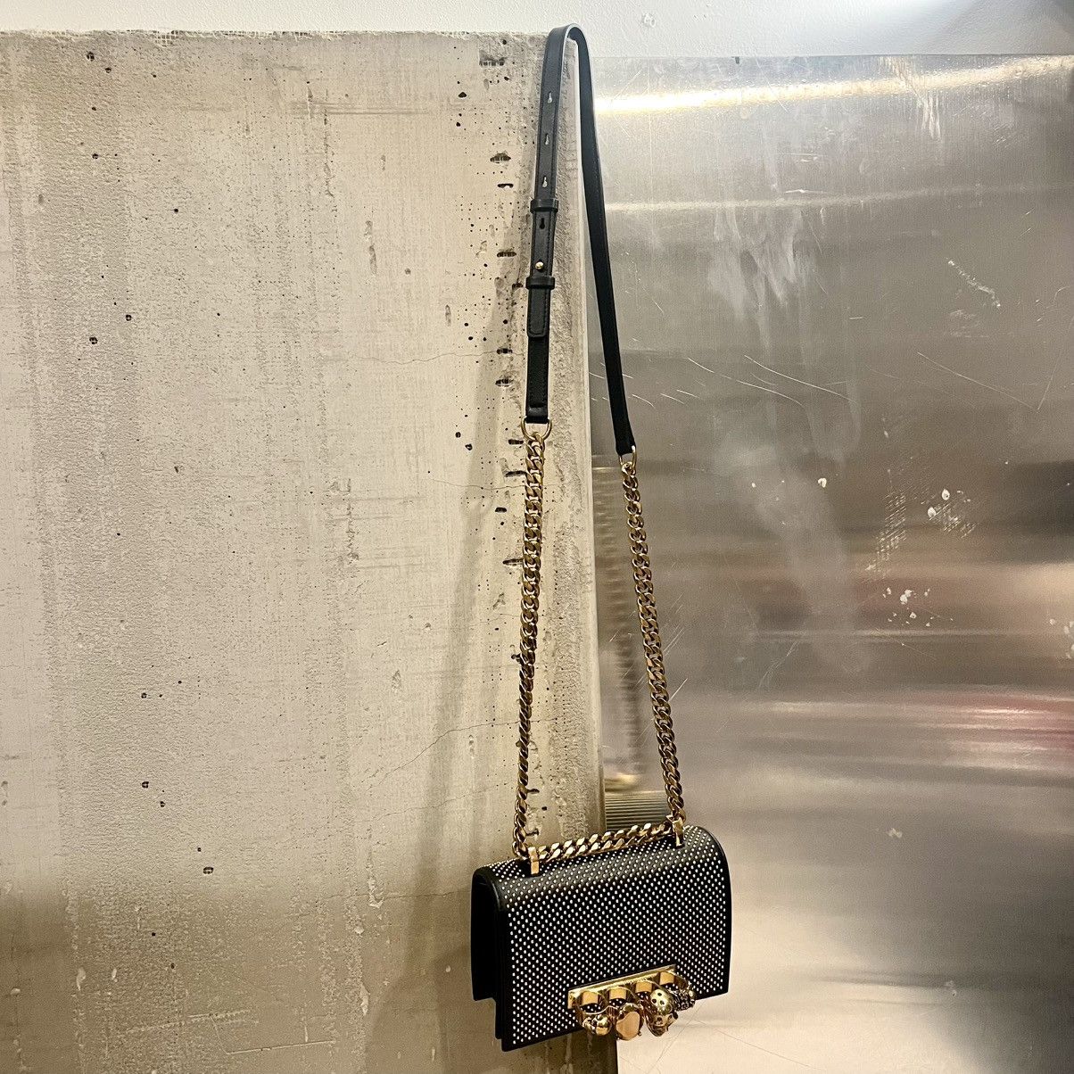 $4290 Alexander McQueen Rivet Embellished Knuckle Satchel