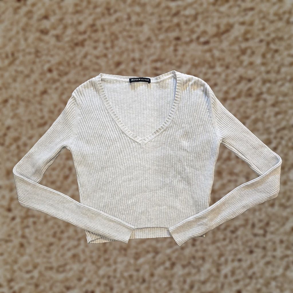 Brandy Melville Brandy Melville Sweater Womens One Size Gray Ribbed Knit Cropped Casual Minimal Pullover V-Neck Long Sleeve Knit Shirt Womens Size ONE SIZE - 1 Thumbnail