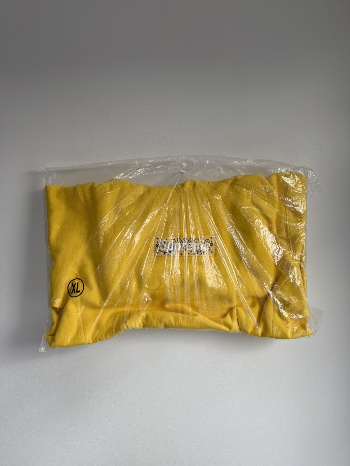 Supreme Supreme bandana box logo Size US XL / EU 56 / 4 - 1 Thumbnail