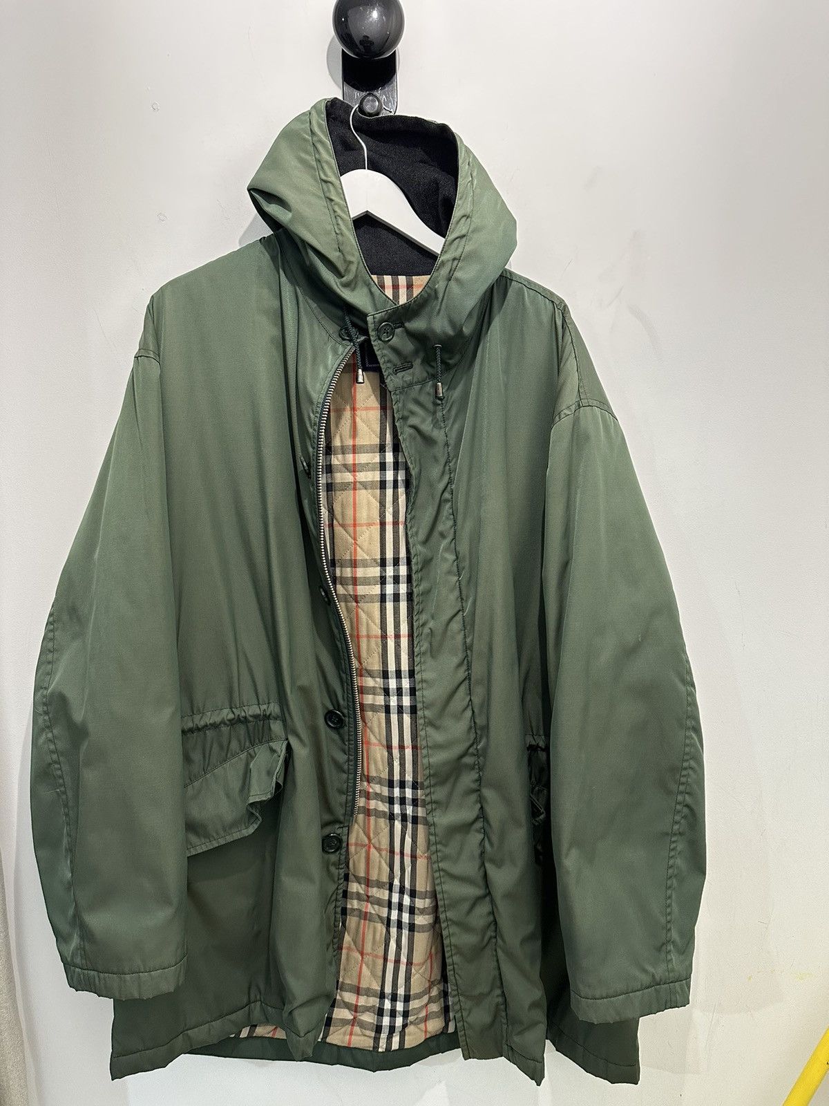 Image of Burberry Jacket in Green, Men's (Size 2XL)