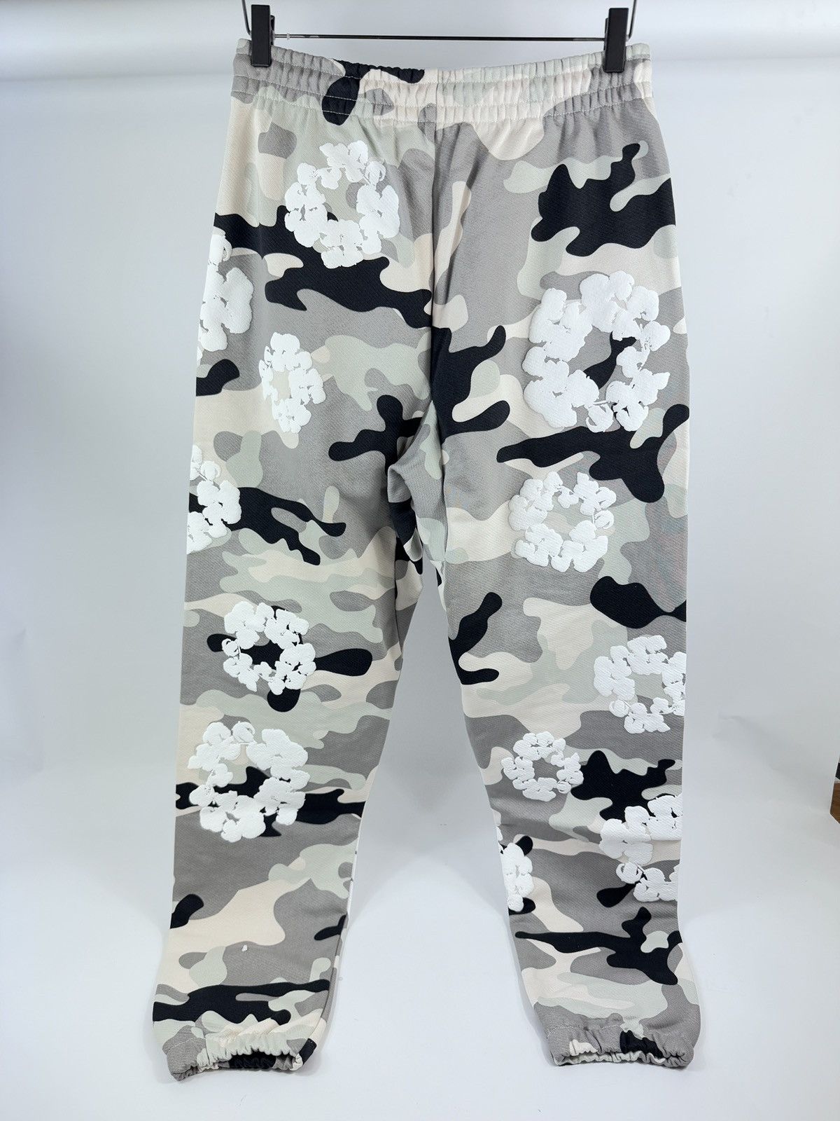 DENIM TEARS CAMOUFLAGE SWEATPANTS Size US 32 / EU 48 - 2 Thumbnail