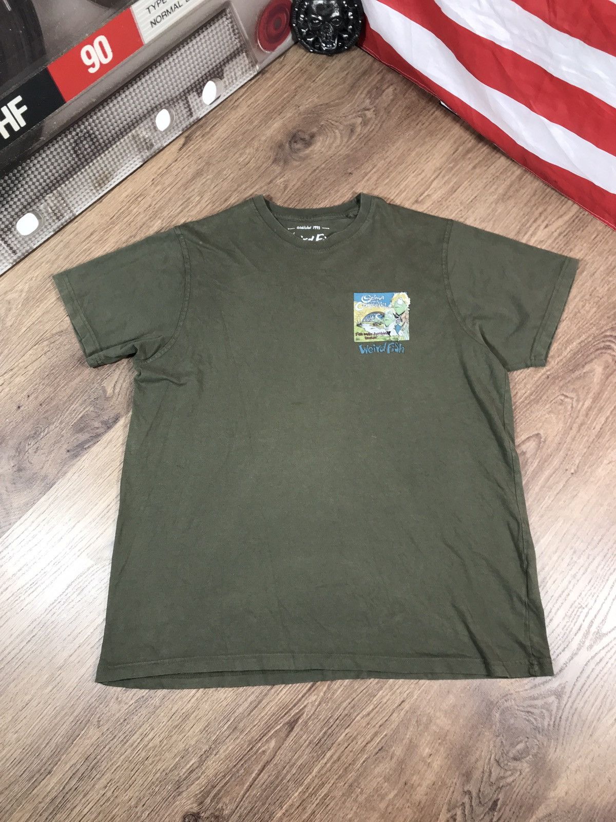 Band Tees × Vintage Weird Fish T Shirt Size XL Vintage Size US XL / EU 56 / 4 - 2 Thumbnail