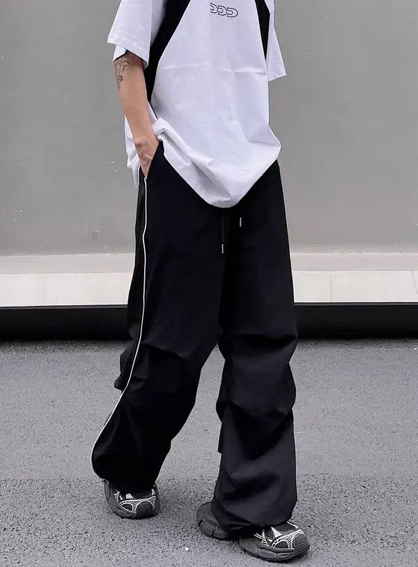 VIBE Black High Street Vintage Loose Casual Pants Size US 32 / EU 48 - 1 Thumbnail