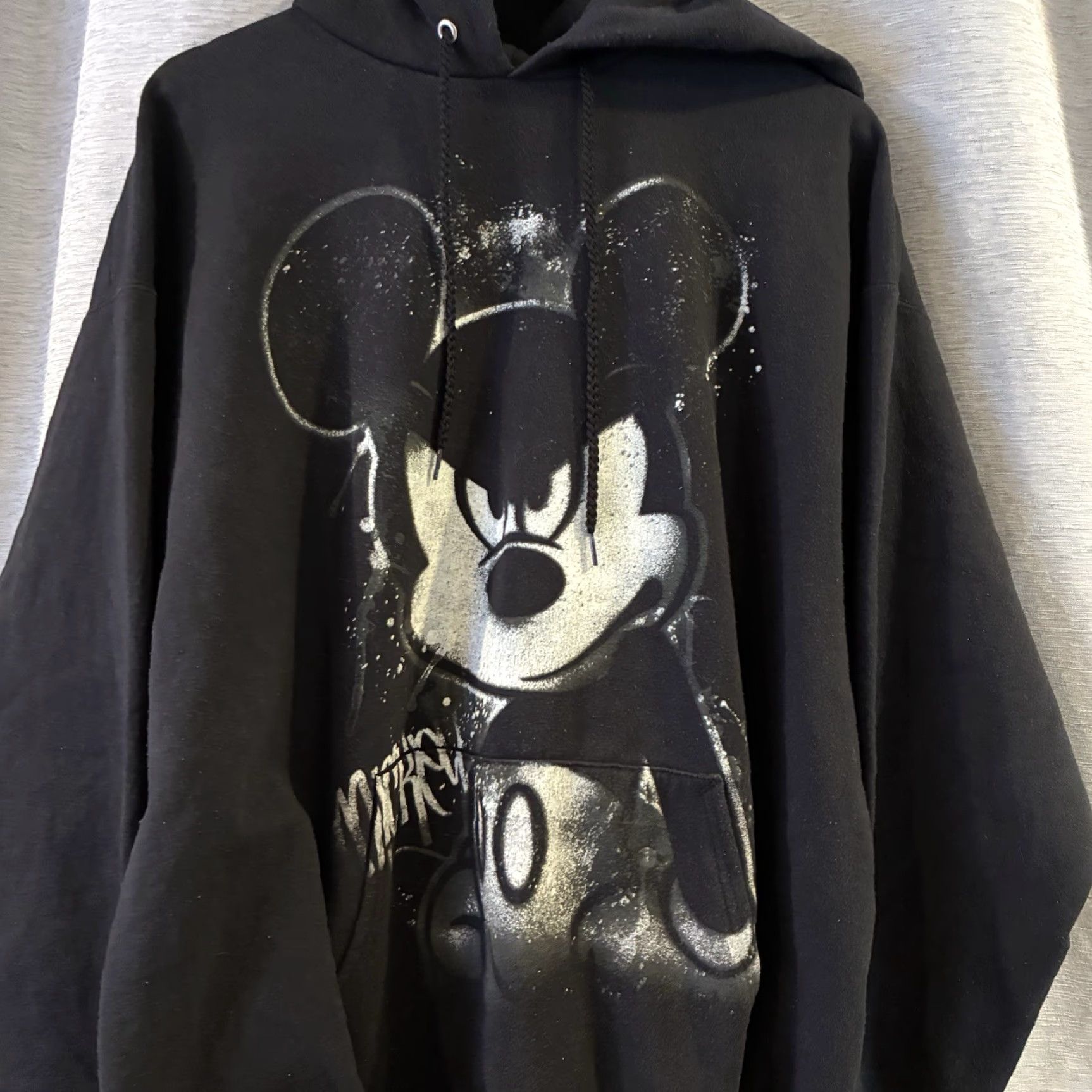 Disney VINTAGE Y2K Disney Gangster Mickey Mouse Graffiti Hoodie Disneyland Mens XL Black Zip Full Zip Manga? Size US XL / EU 56 / 4 - 3 Thumbnail