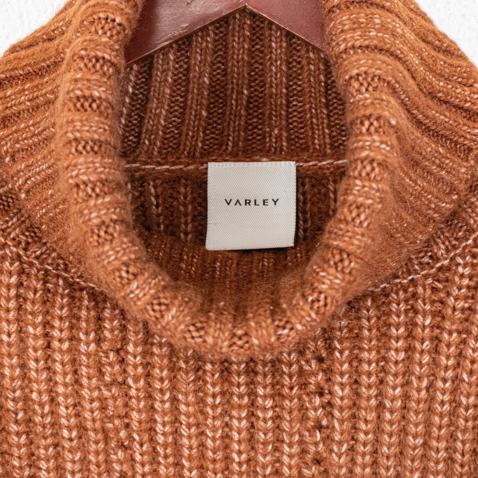 VARLEY Rogan Cropped Sweater Turtleneck Cable ribbed knit