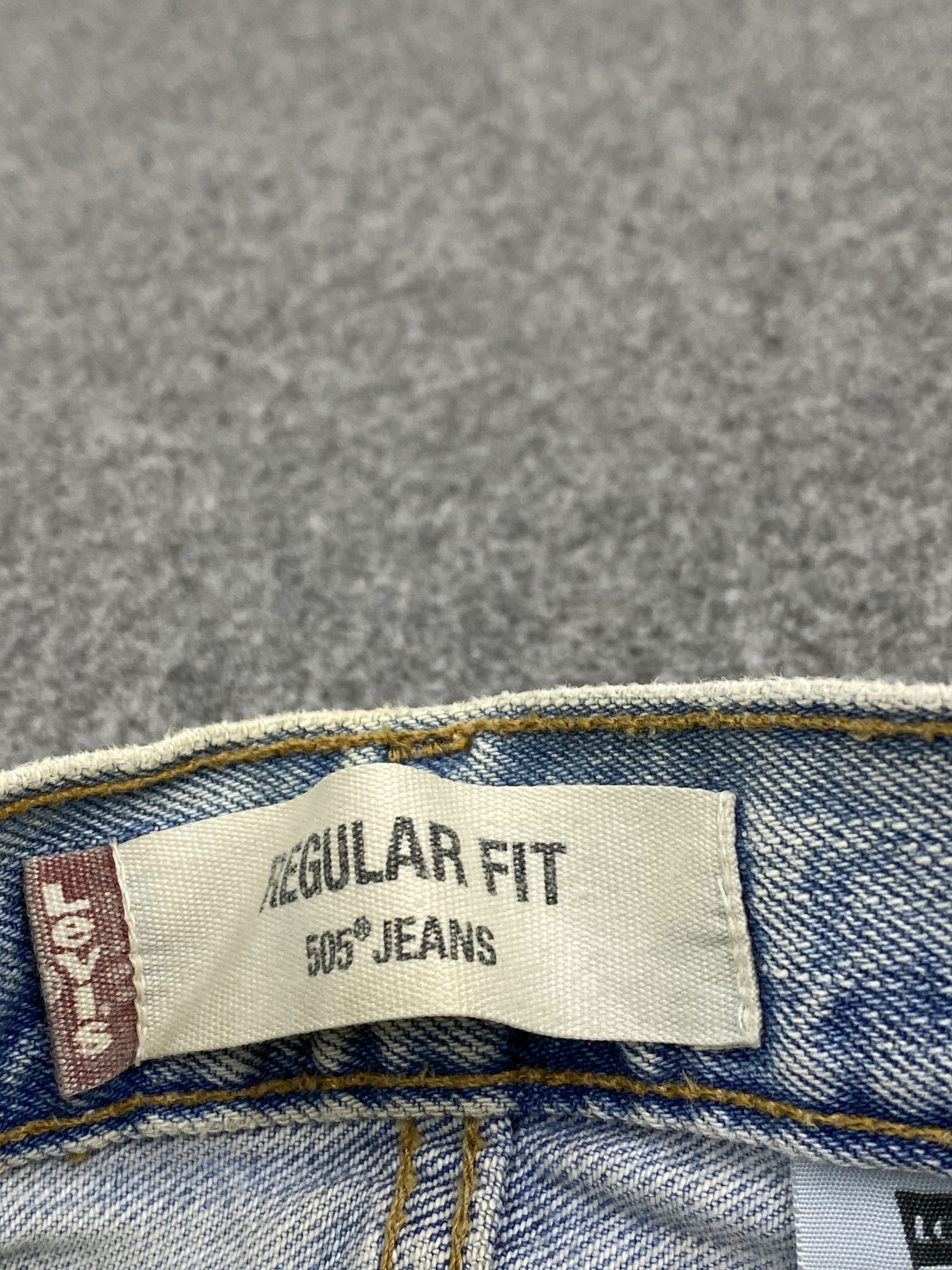 Levi's × Vintage Vintage Levis 505 Rusty Light Blue Jeans Size US 35 - 8 Thumbnail