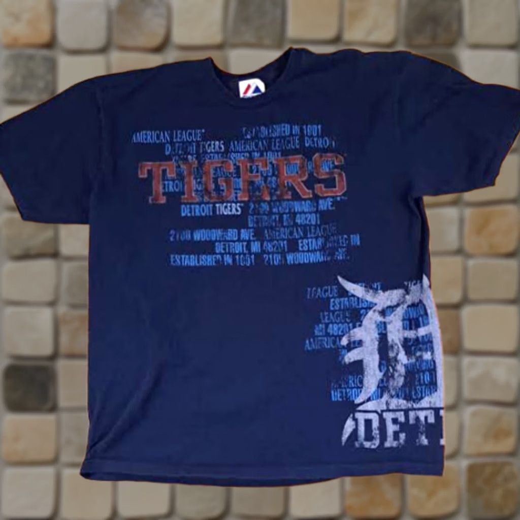 Vintage Majestic Detroit Tigers X-Large T-Shirt Blue Men XL Baseball American League Sports Modern Classic Shirt Mens Size US XL / EU 56 / 4 - 1 Thumbnail