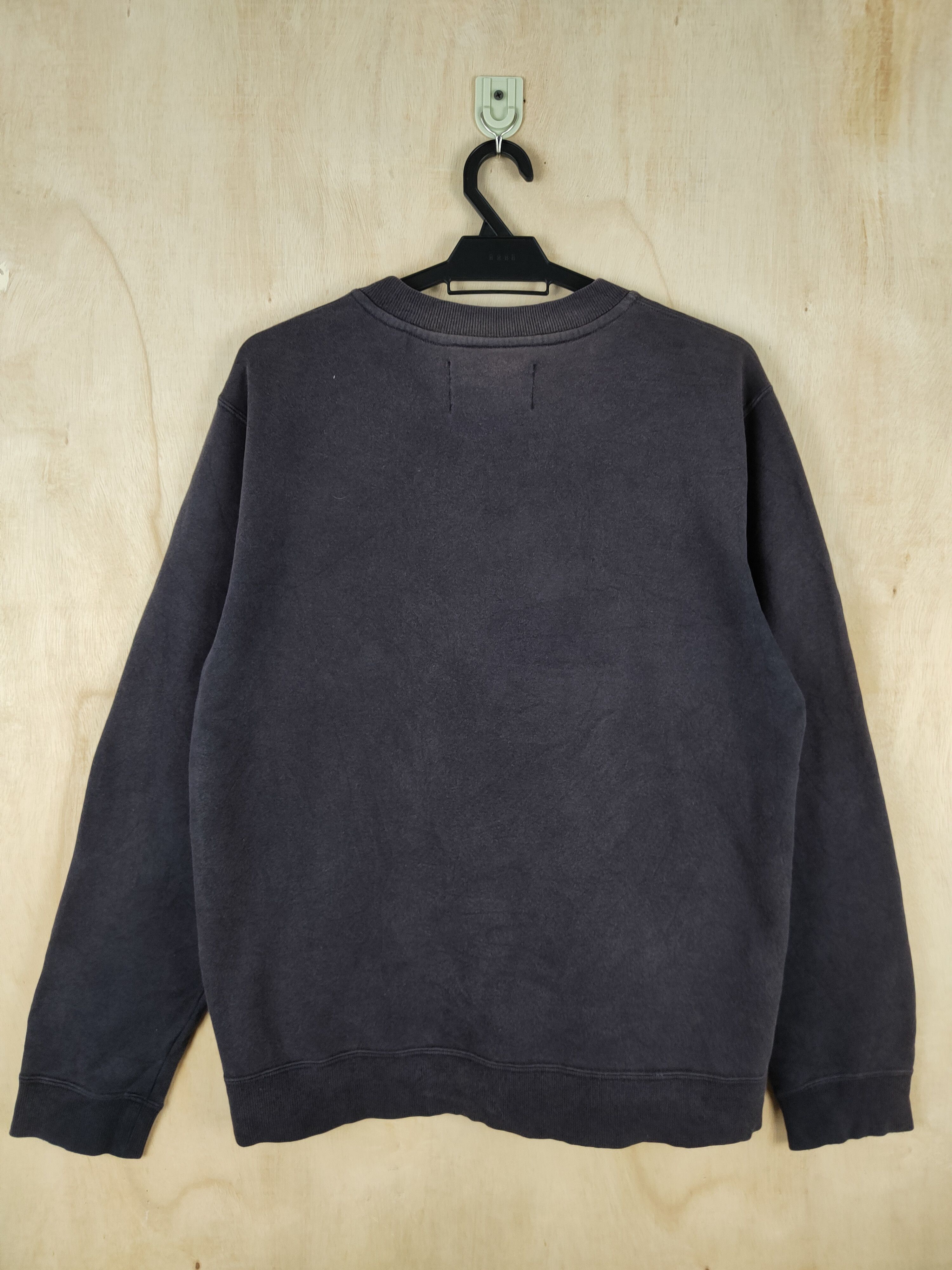 Margaret Howell D Margaret Howell Dark Blue Faded Sweatshirts #S2589 Size US L / EU 52-54 / 3 - 8 Thumbnail