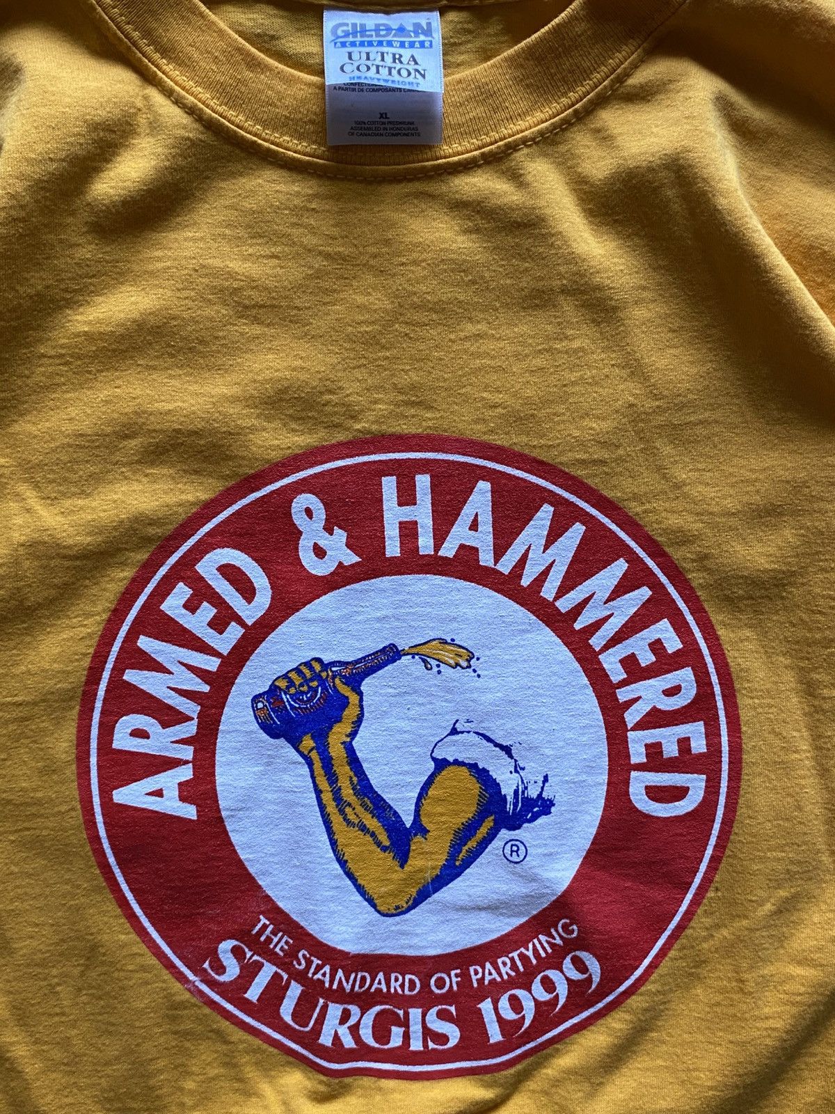 Harley Davidson Vintage 1999 Sturgis “Armed & Hammered” Tee Size US L / EU 52-54 / 3 - 4 Thumbnail