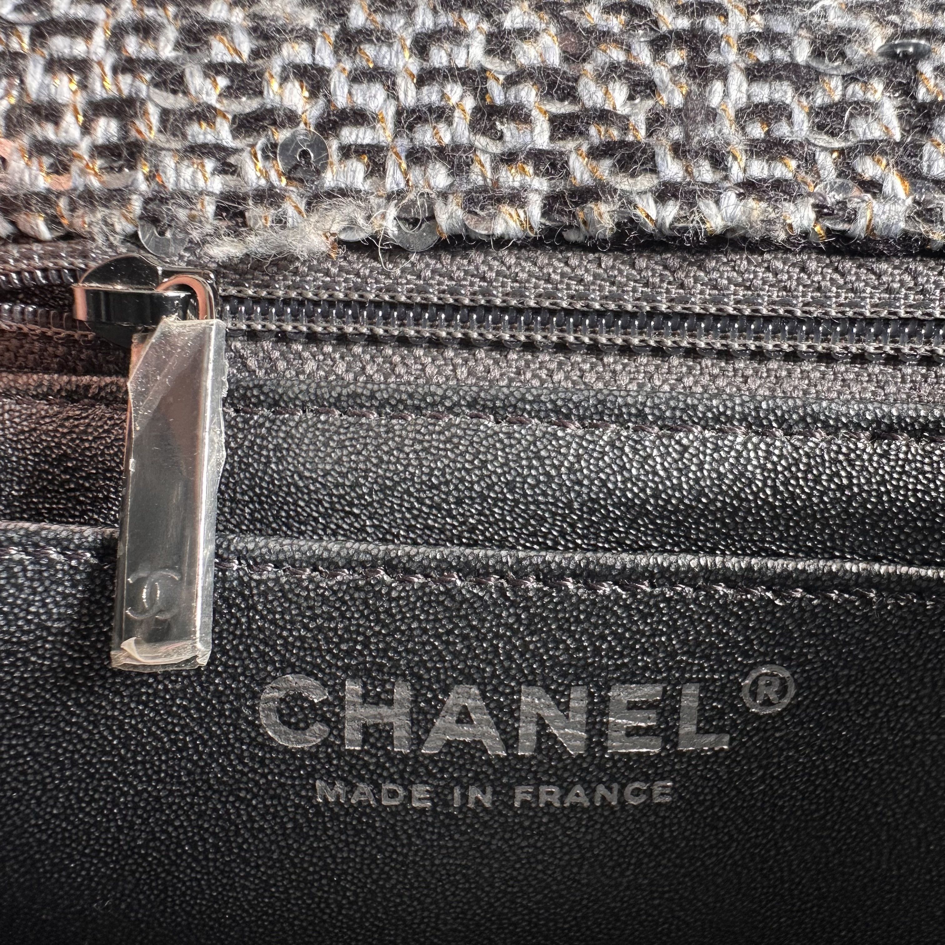 Chanel CHANEL 2.55 Reissue Mini bag in Tweed and sequins Size ONE SIZE - 3 Thumbnail