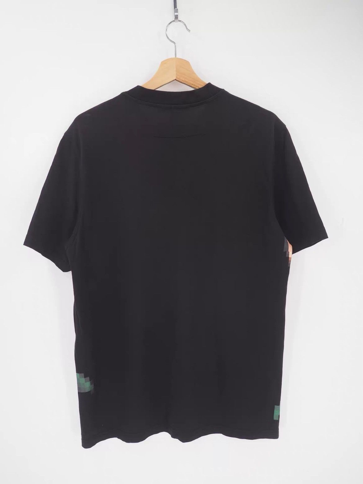Givenchy Givenchy 14SS Black Pixel Madonna Tee Size US S / EU 44-46 / 1 - 2 Thumbnail