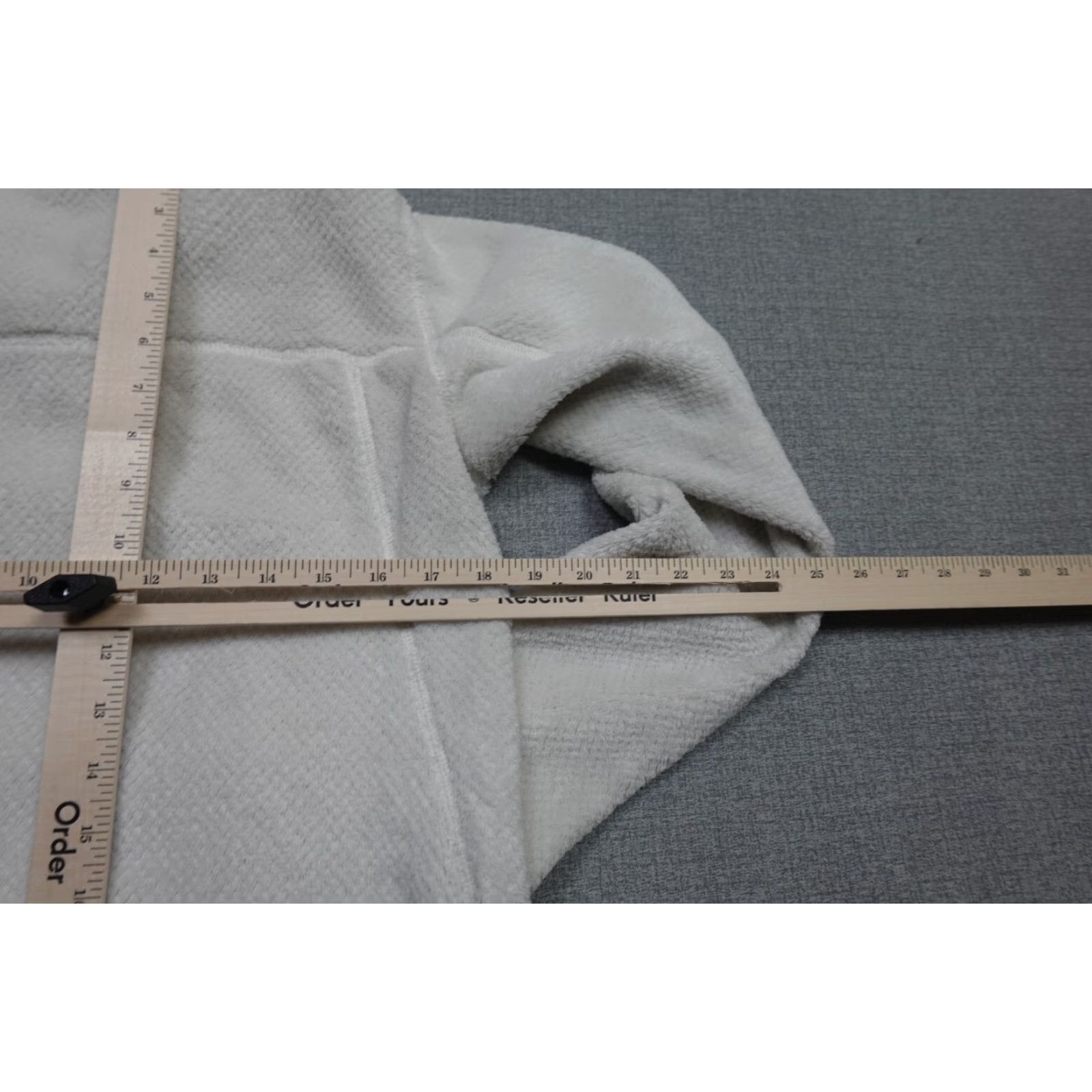 Patagonia Patagonia Sweater Women M White Fleece Pullover Outdoor Casual Logo Dolman Sleeve High Neck All Seasons Modern Vintage: No Size M / US 6-8 / IT 42-44 - 7 Thumbnail