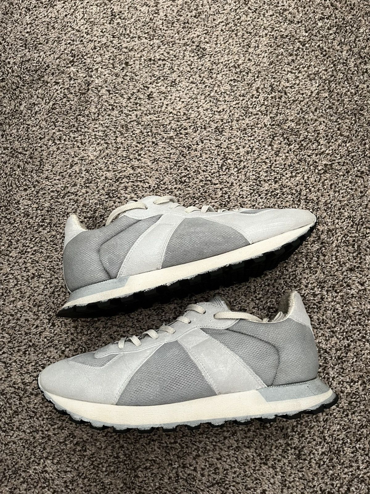 Maison Margiela MAISON MARGIELA 22 PAINTED RETRO RUNNER SNEAKER 43 Size US 10 / EU 43 - 1 Thumbnail