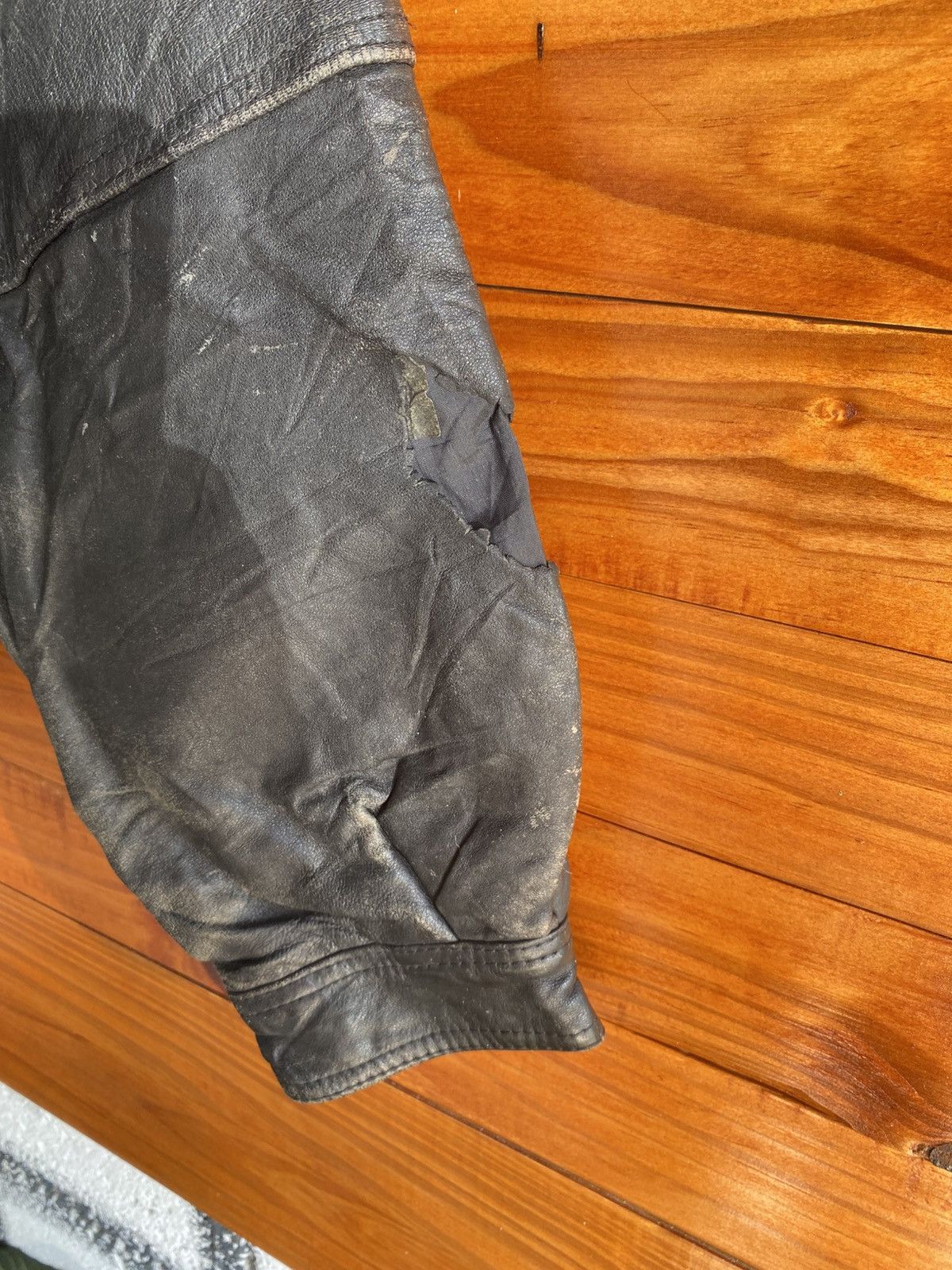 Vintage Vintage 1980s Bryant May Vallermosso Palestro Leather Jacket Size US L / EU 52-54 / 3 - 8 Thumbnail