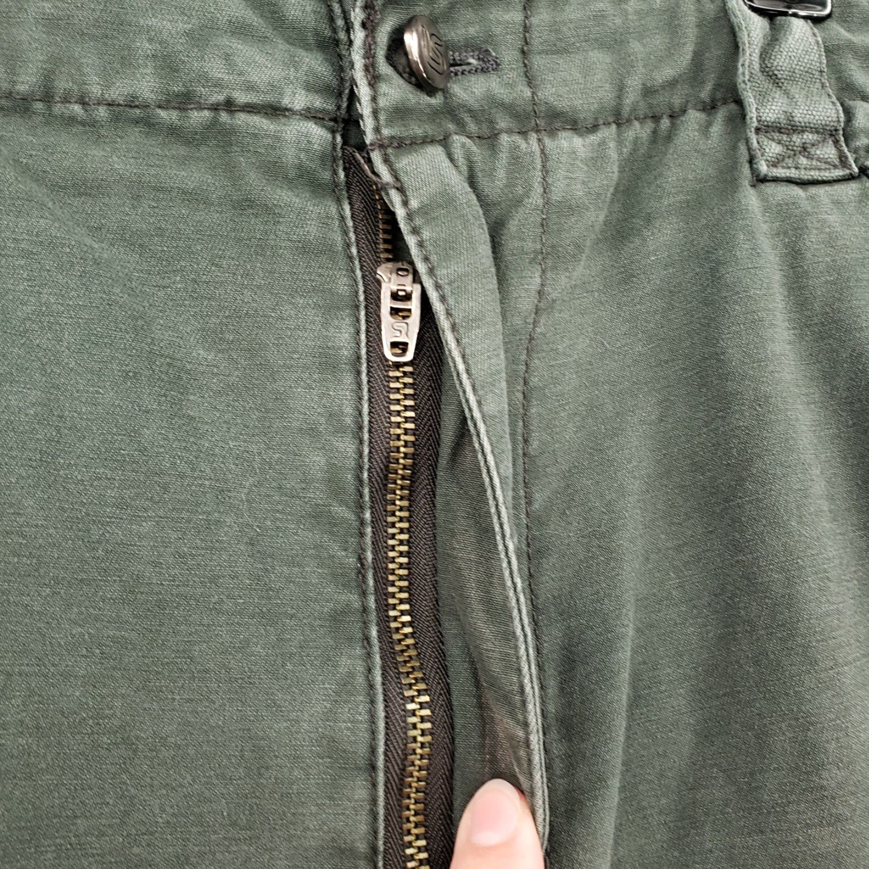 Vintage Rogue State Mens Cargo Shorts 38 Green Cotton Canvas Flat Front Pockets Outdoor Casual Utility Military Inspired Size US 38 / EU 54 - 5 Thumbnail