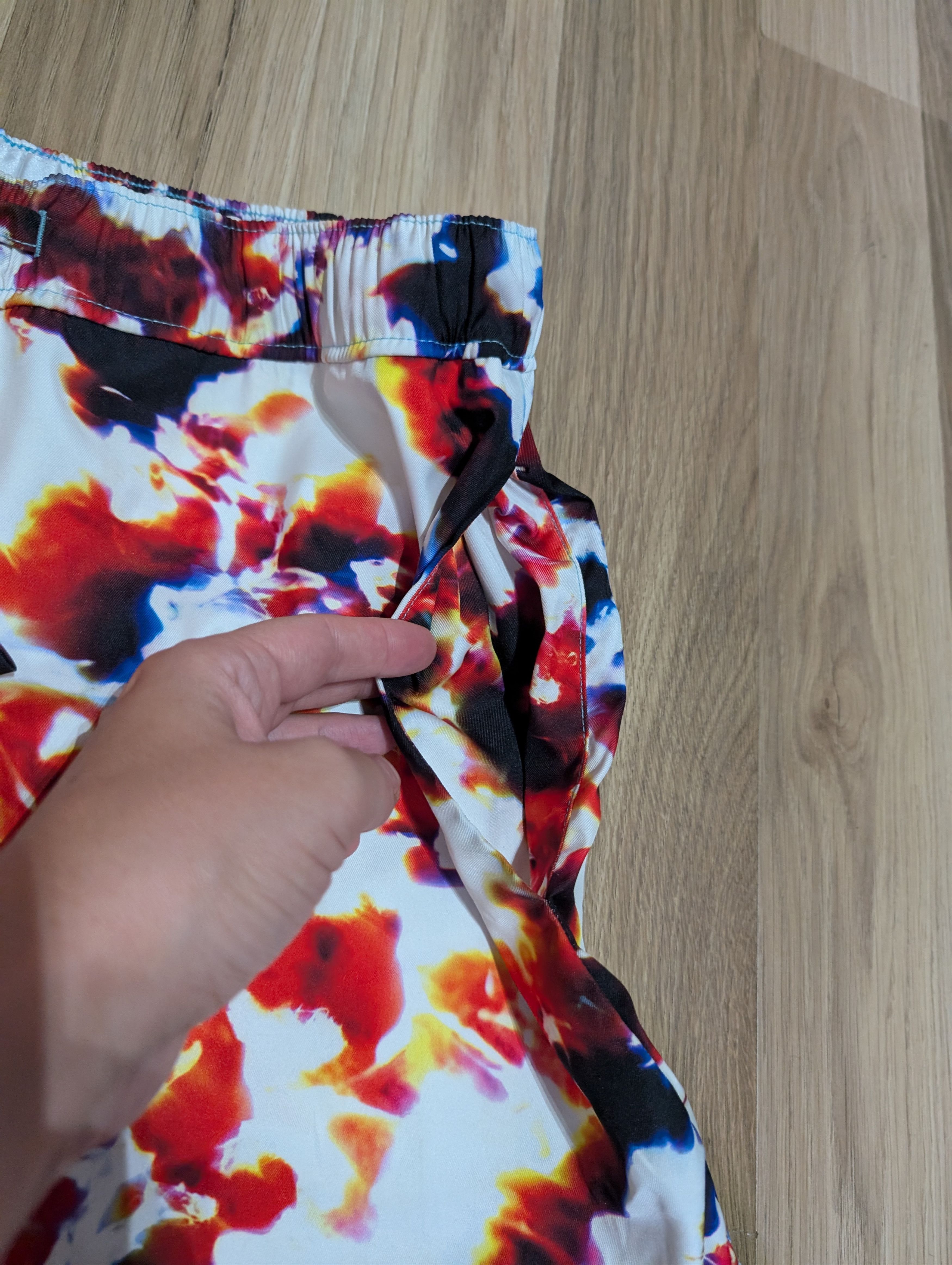Designer × Julian Zigerli Mens Julian Zigerli Swim Shorts Size XS Archive print Size US 28 / EU 44 - 6 Thumbnail