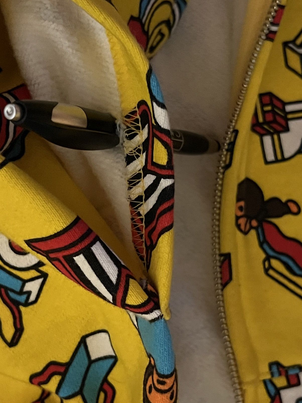 Bape Vintage Bape Baby Milo Yellow Monogram Hoodie Size US M / EU 48-50 / 2 - 6 Thumbnail