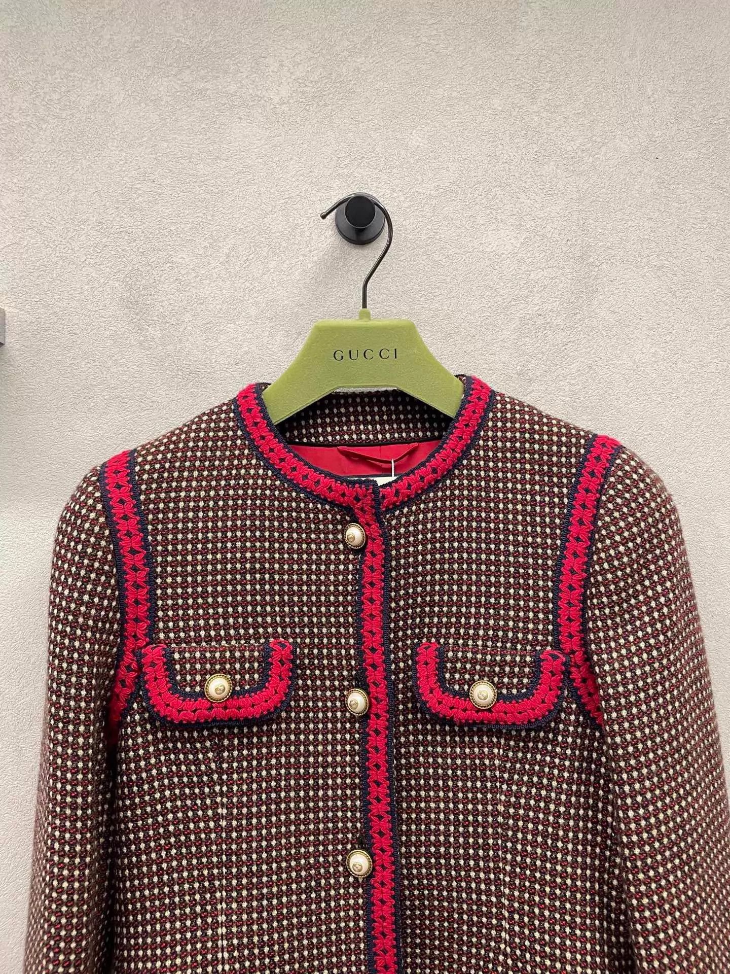 Gucci GUCCI Oversized Chanel-Inspired Crew Neck Cardigan Size 38 Size XS / US 0-2 / IT 36-38 - 4 Thumbnail