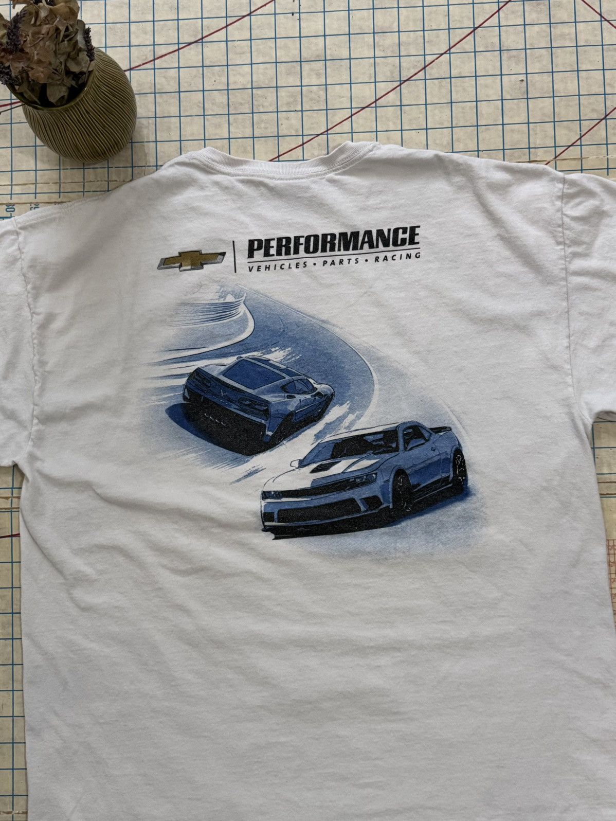 Vintage Chevy Performance Parts Racing Corvette Graphic Tee XL Mens Size US XL / EU 56 / 4 - 3 Thumbnail