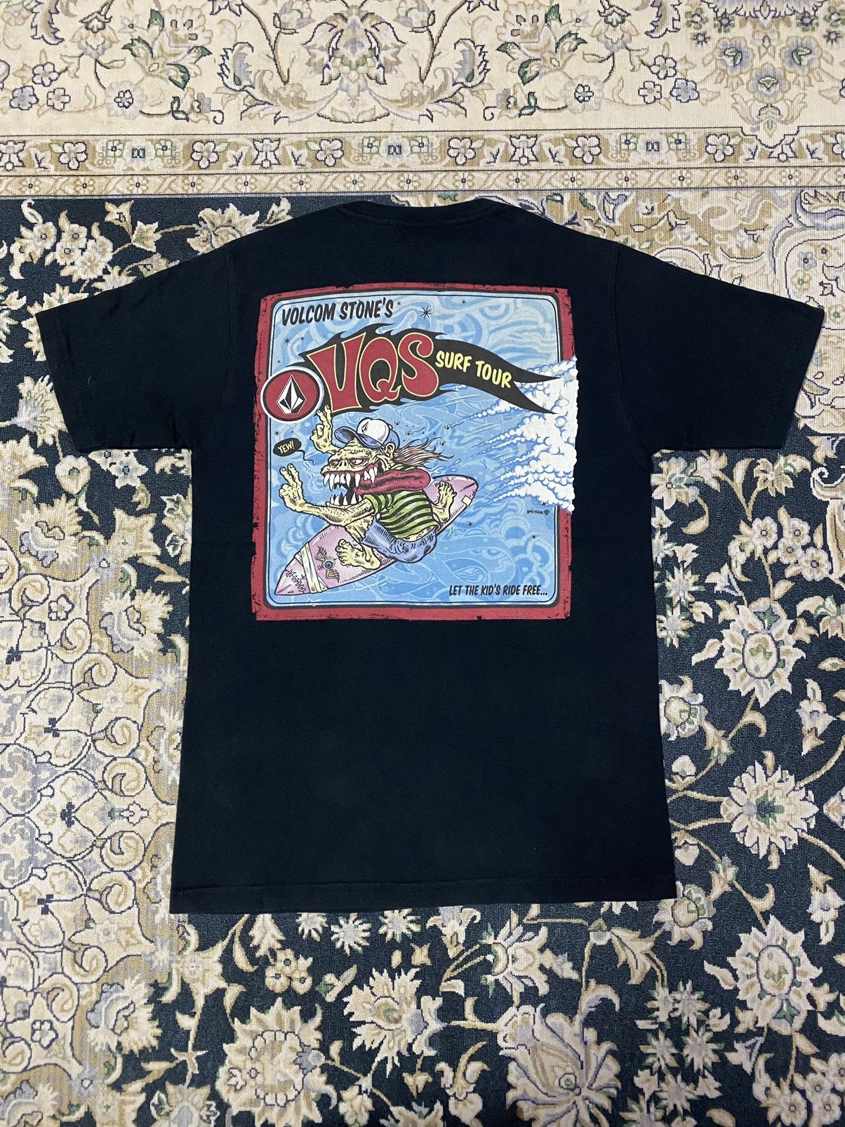 Volcom Vintage Volcom Stone’s Ovqs Surf Tour Size US S / EU 44-46 / 1 - 1 Thumbnail