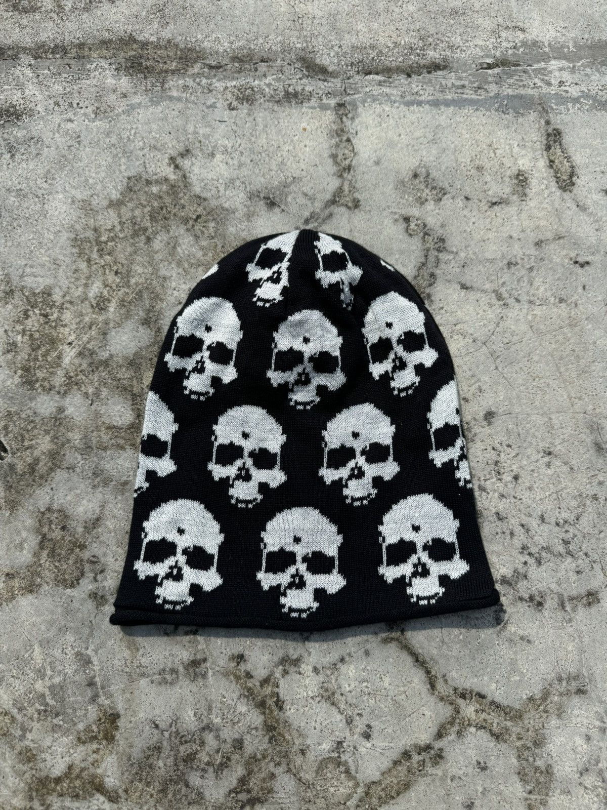 Japanese Brand Vintage Y2K Skull Knitted mohair wool Beanie Hat Size ONE SIZE - 2 Thumbnail