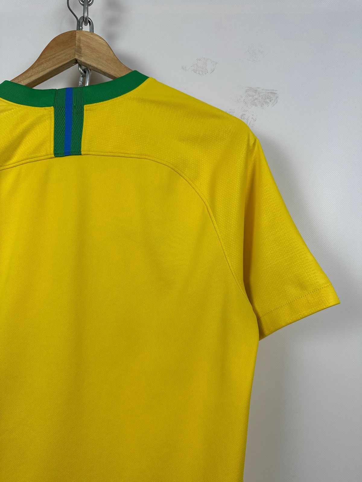 Nike 2018 Nike Brazil National Team Home Soccer Jersey Size US M / EU 48-50 / 2 - 16 Thumbnail