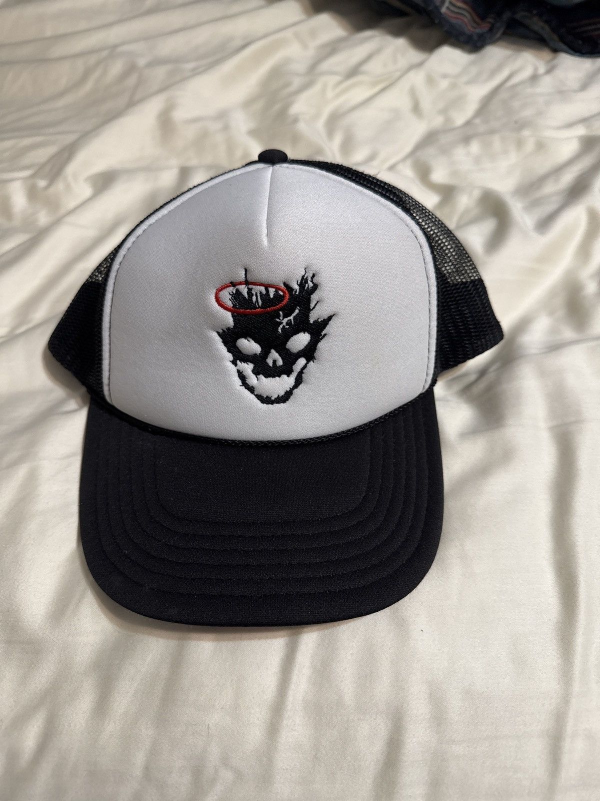 Japanese Brand GRAVEEM1ND Trucker Hat Size ONE SIZE - 1 Thumbnail