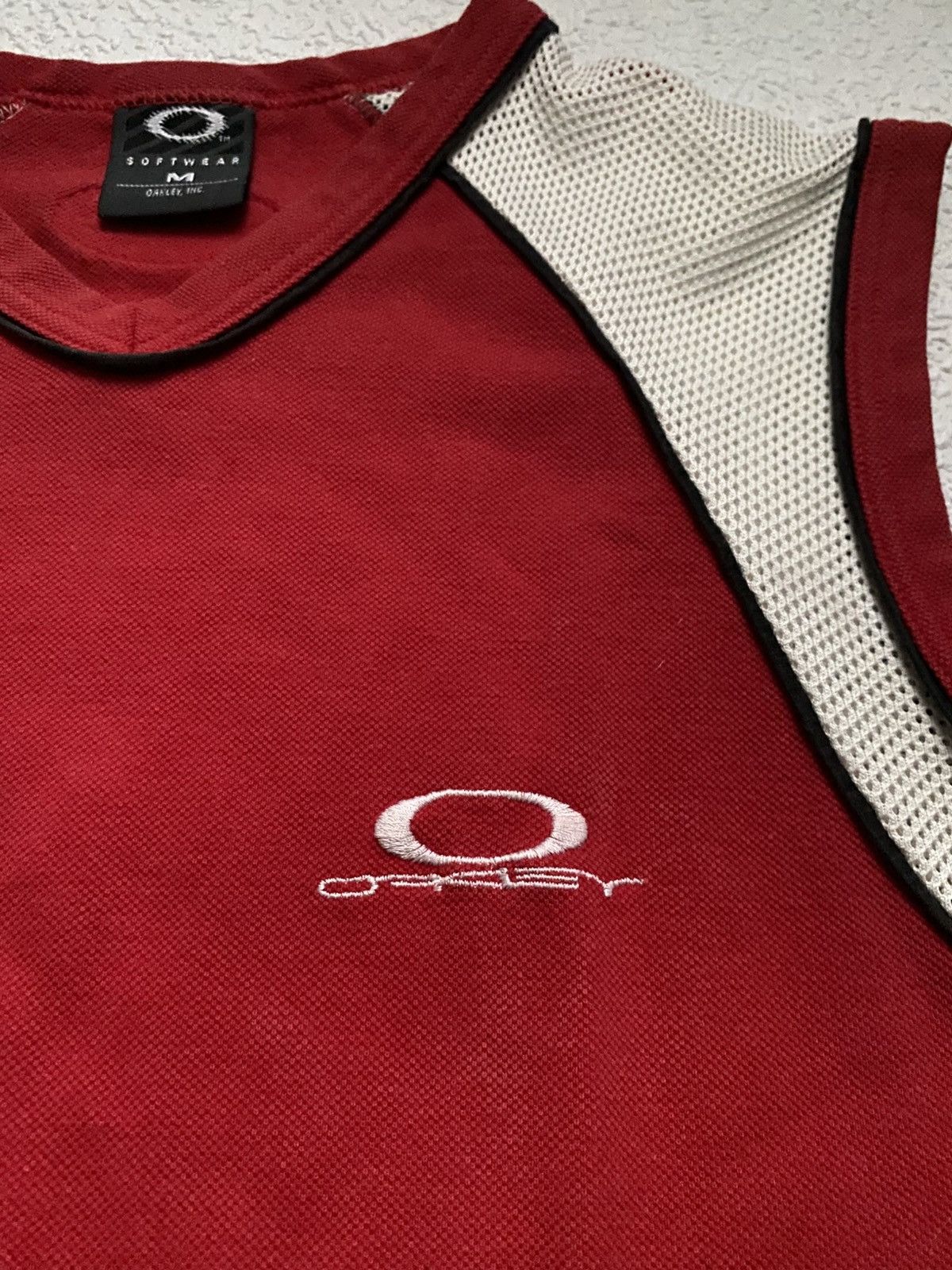Oakley Y2K Oakley tank top athletic Men’s M. Early 2000s Red USA Size US M / EU 48-50 / 2 - 3 Thumbnail