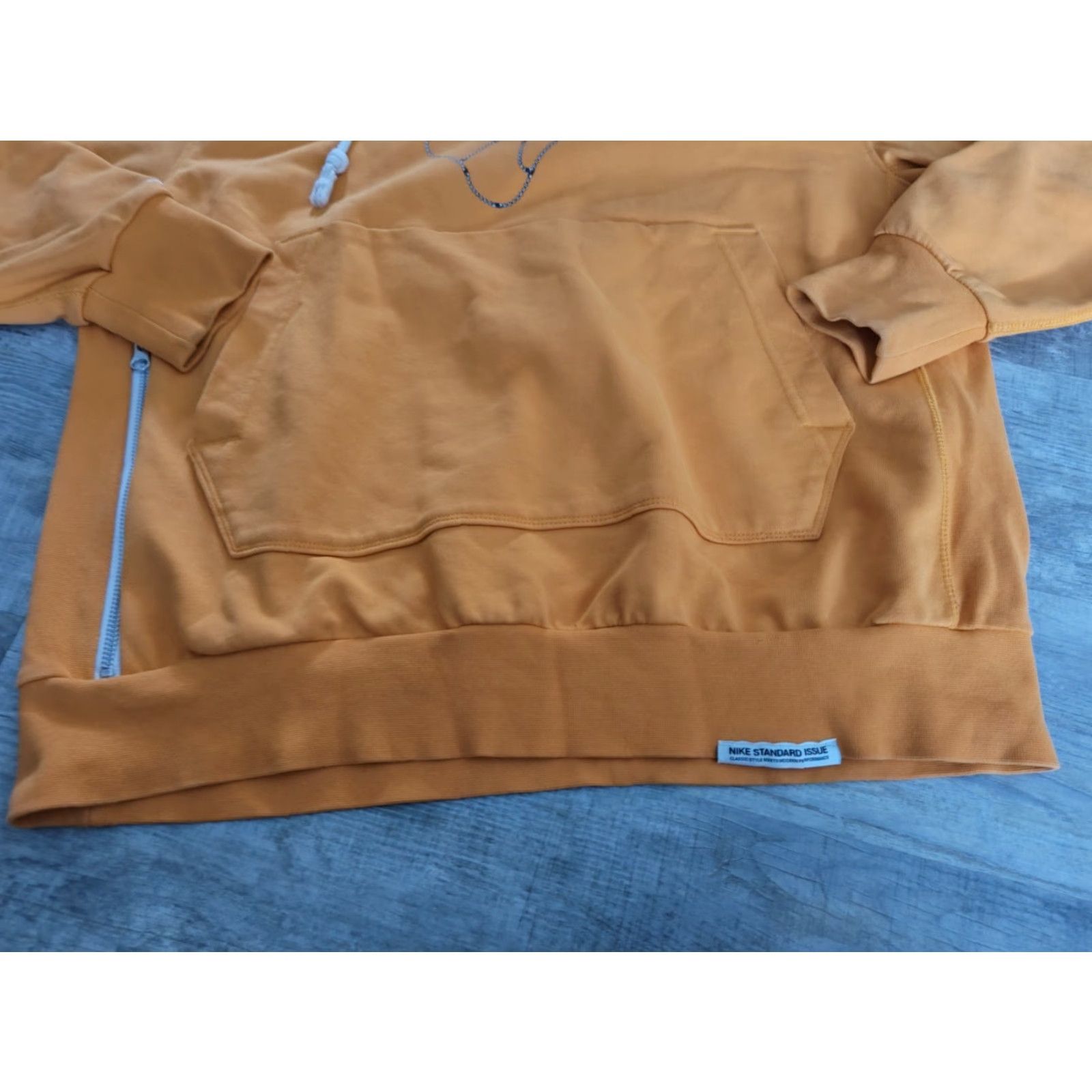 Nike Nike Sweatshirt Basketball Dri-Fit Orange Hooded Pullover Mens Size M Loose Fit Size US M / EU 48-50 / 2 - 3 Thumbnail