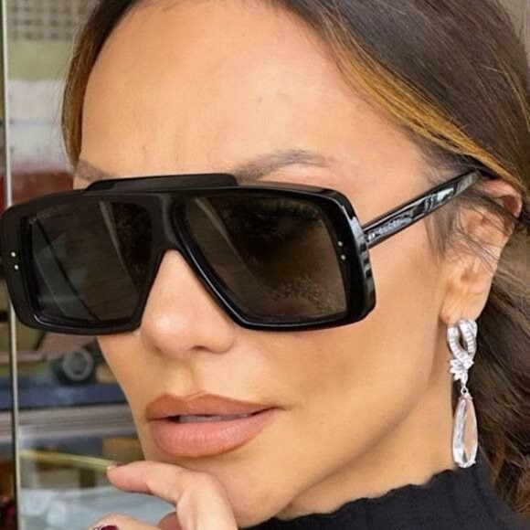 Gucci Gucci GG1369S 001 Sunglasses Black Square Frame, Grey Lenses Size ONE SIZE - 2 Thumbnail
