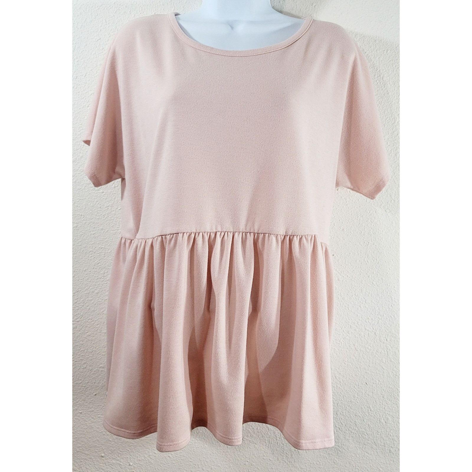 Other Les Amis Pink Short Batwing Sleeves Ruffled Hem Top Medium Size M / US 6-8 / IT 42-44 - 1 Thumbnail
