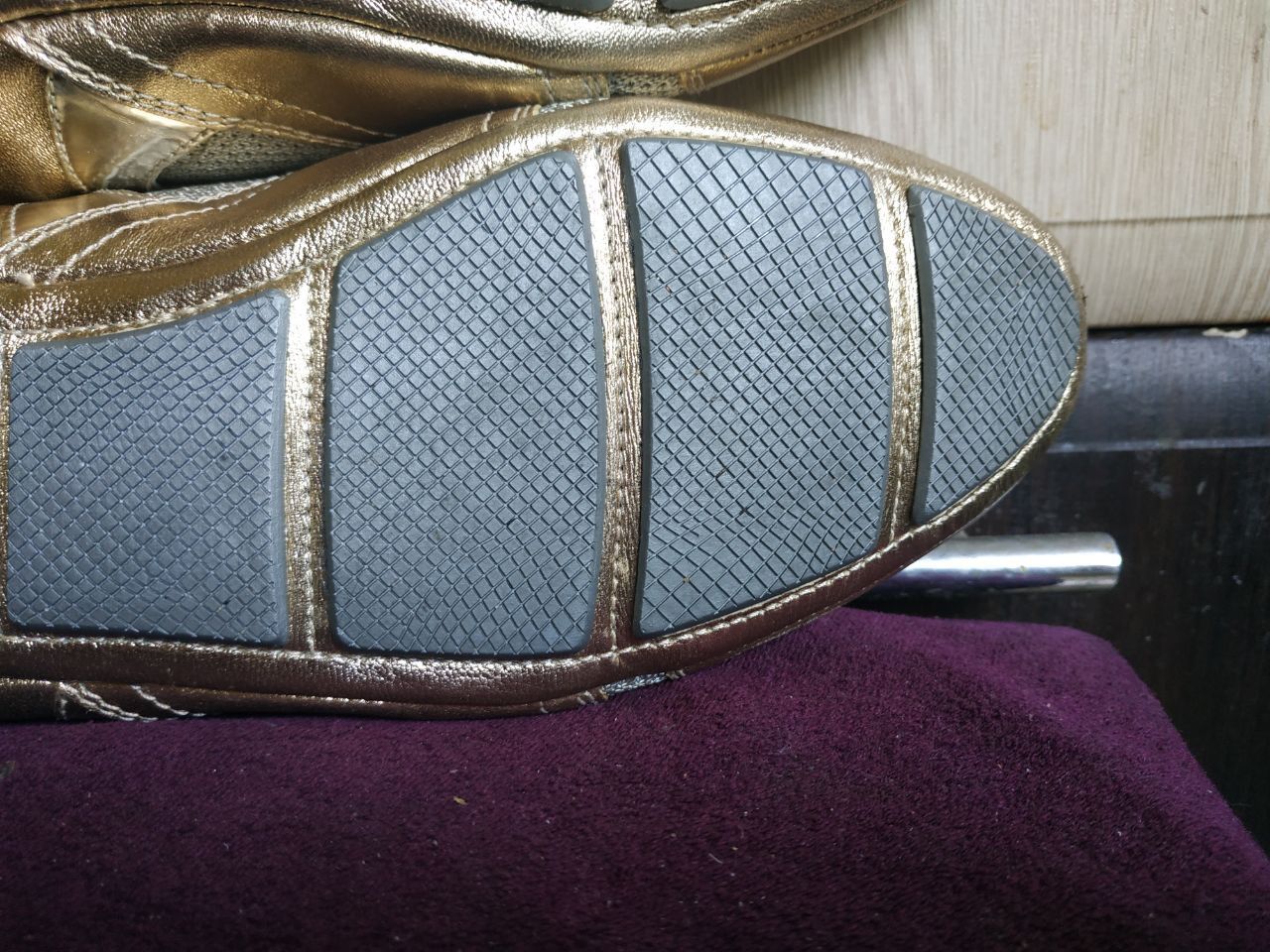 Prada Prada Linea Rossa Gold Metallic Sneakers EU39.5 Size US 9 / IT 39 - 15 Thumbnail